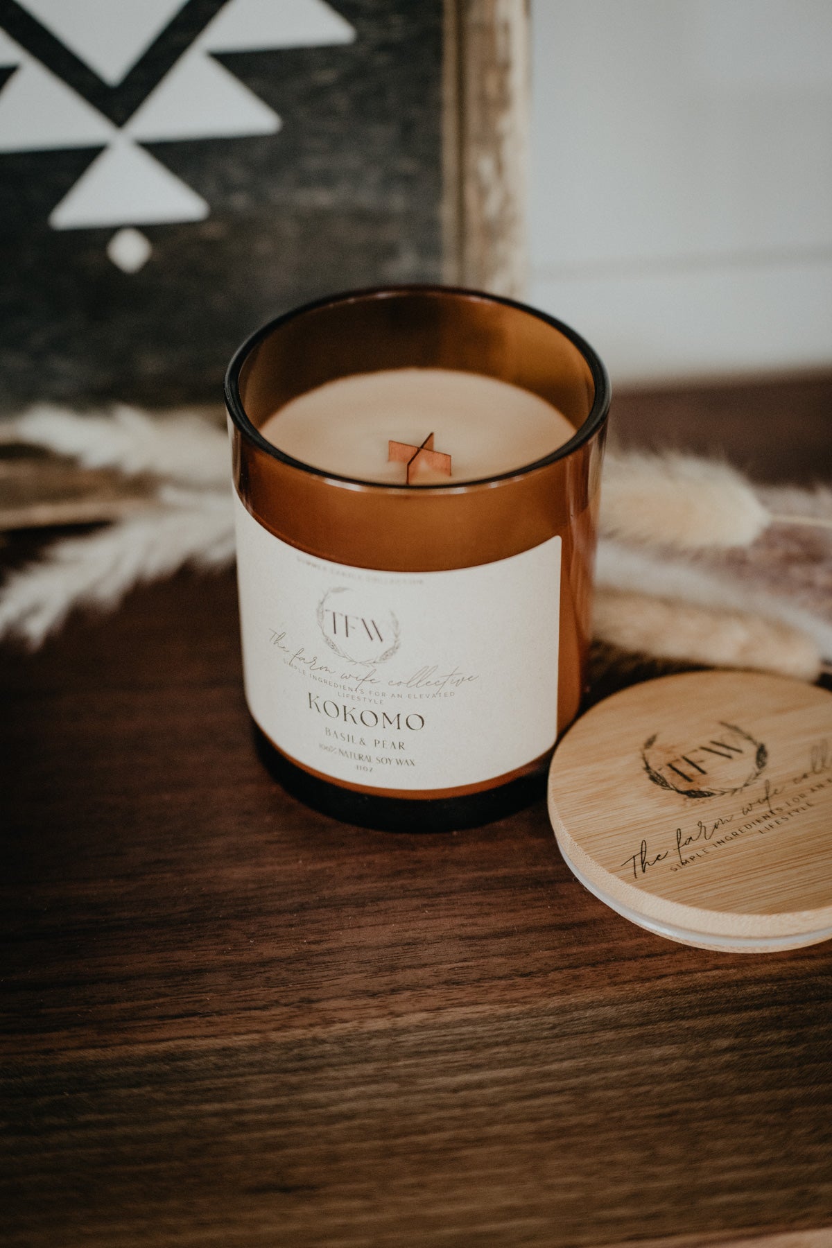 "Komoko" Basil & Pear Scented Soy Candle (11 oz)