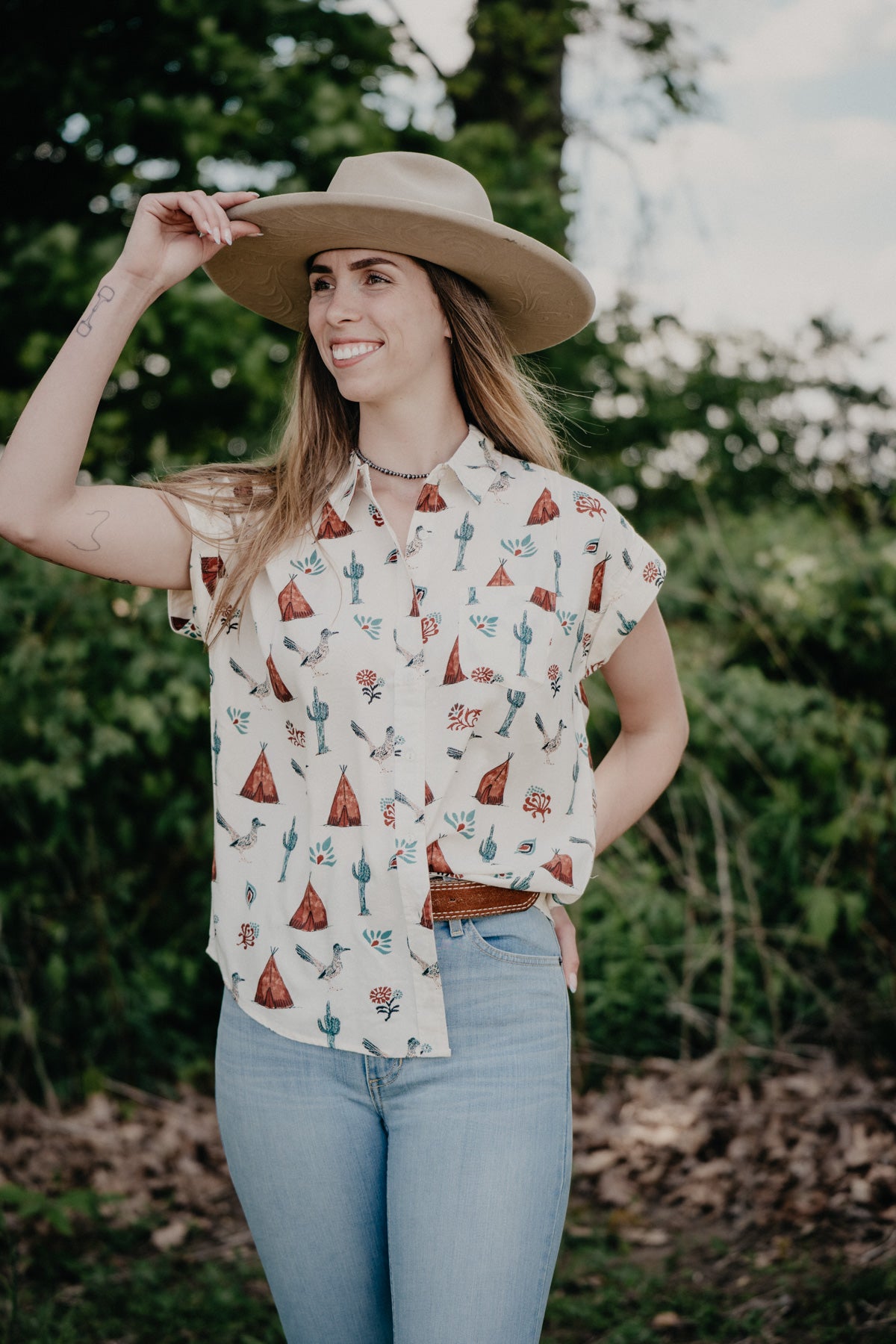 'Linette' Roadrunner Short Sleeve Collared Shirt (S Only)