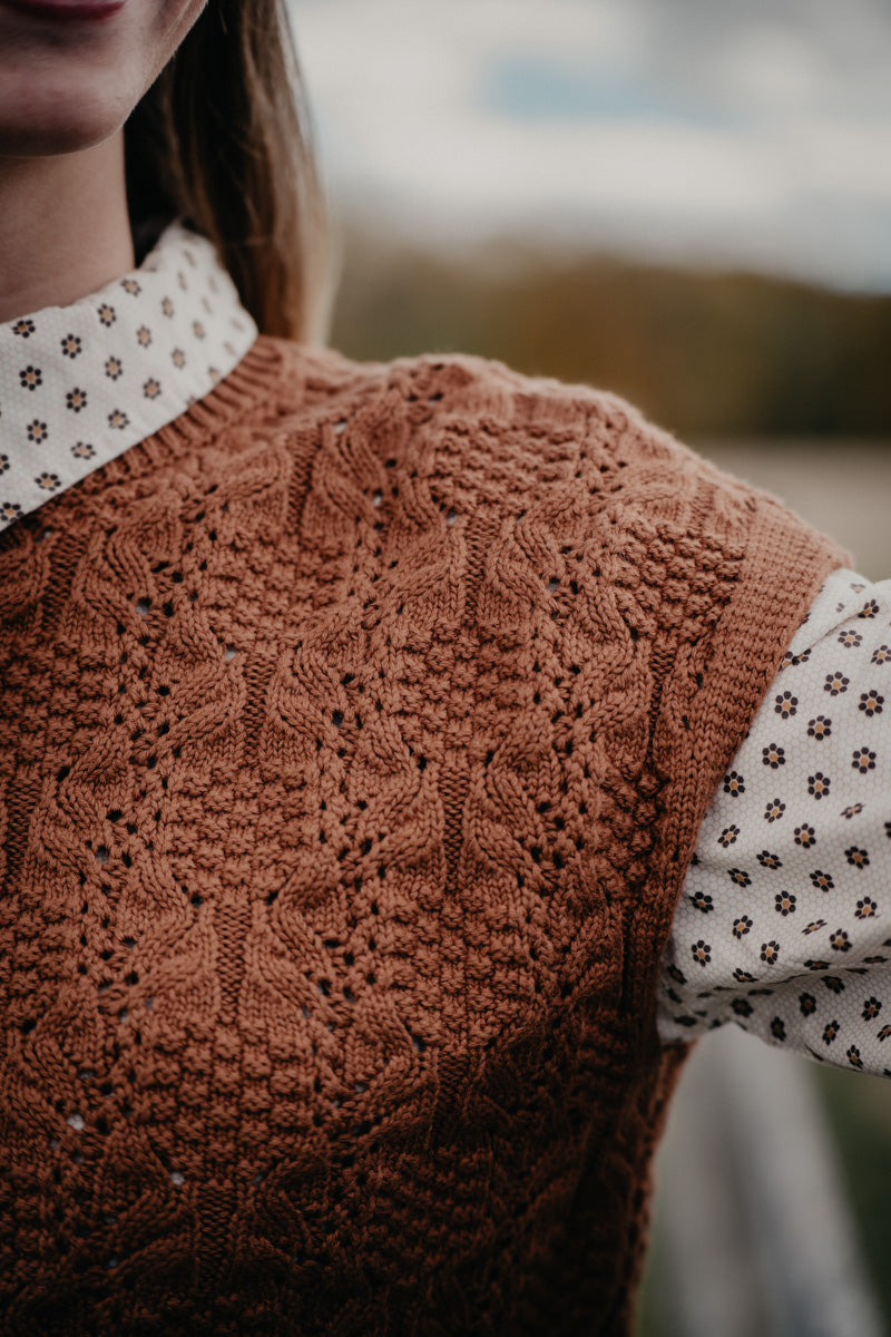 'Kingsley' Cinnamon Cable Knit Mock Neck Sweater (S-L)