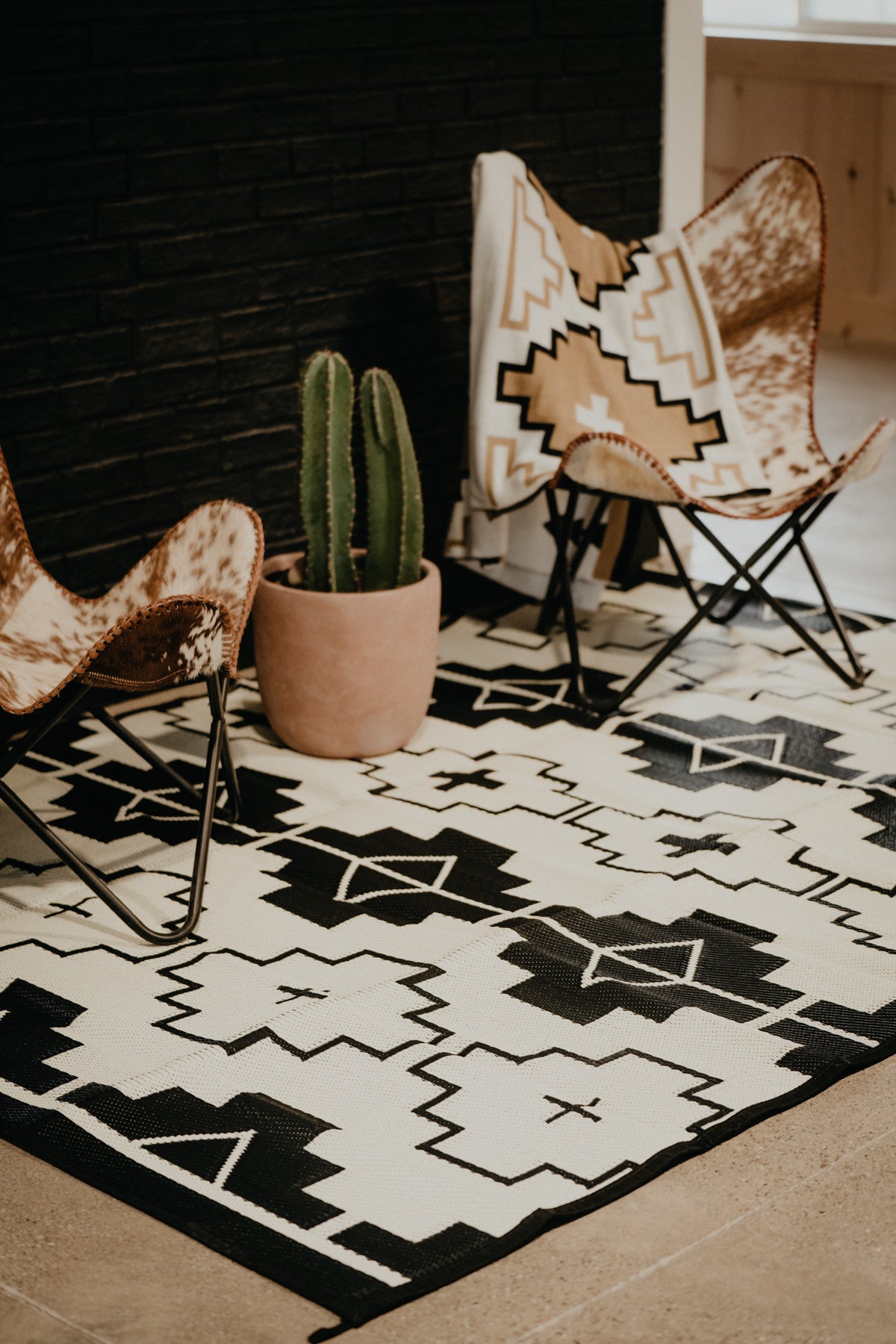 6x9' Outdoor Reversable Ranch Rug by Western Grande (Two Colours)