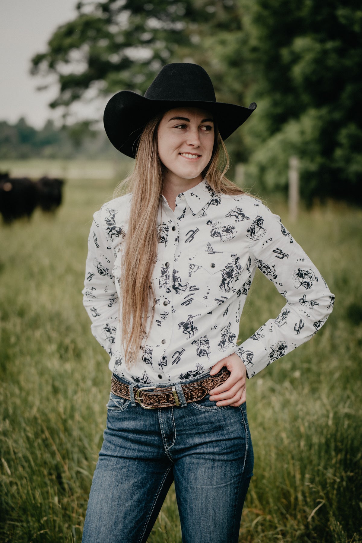 'Lenora' Women's Cactus and Cowgirl Retro Print Pearl Snap by Wrangler (S - XXL)