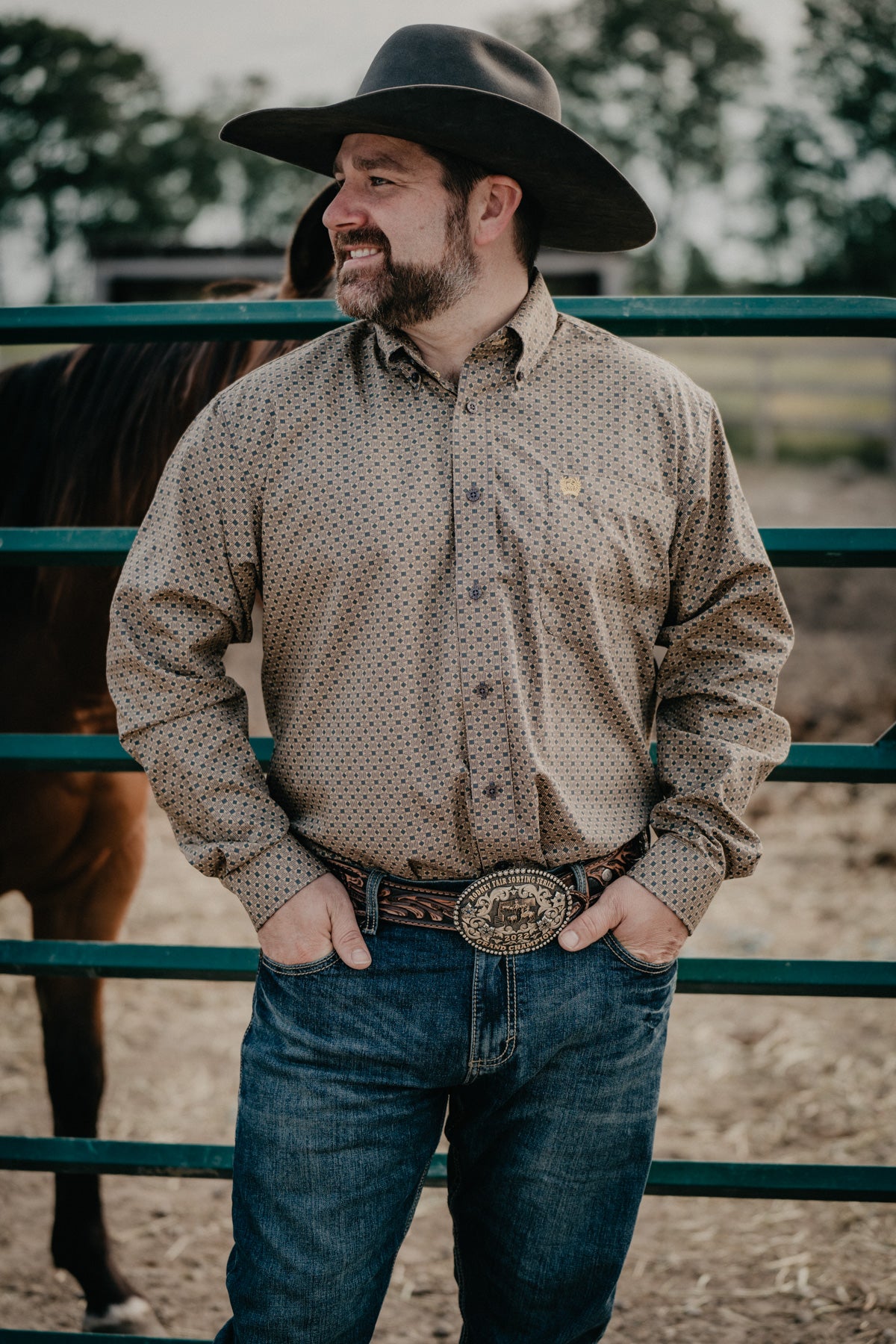 Men's CINCH Gold Geometric Classic Fit Button Up