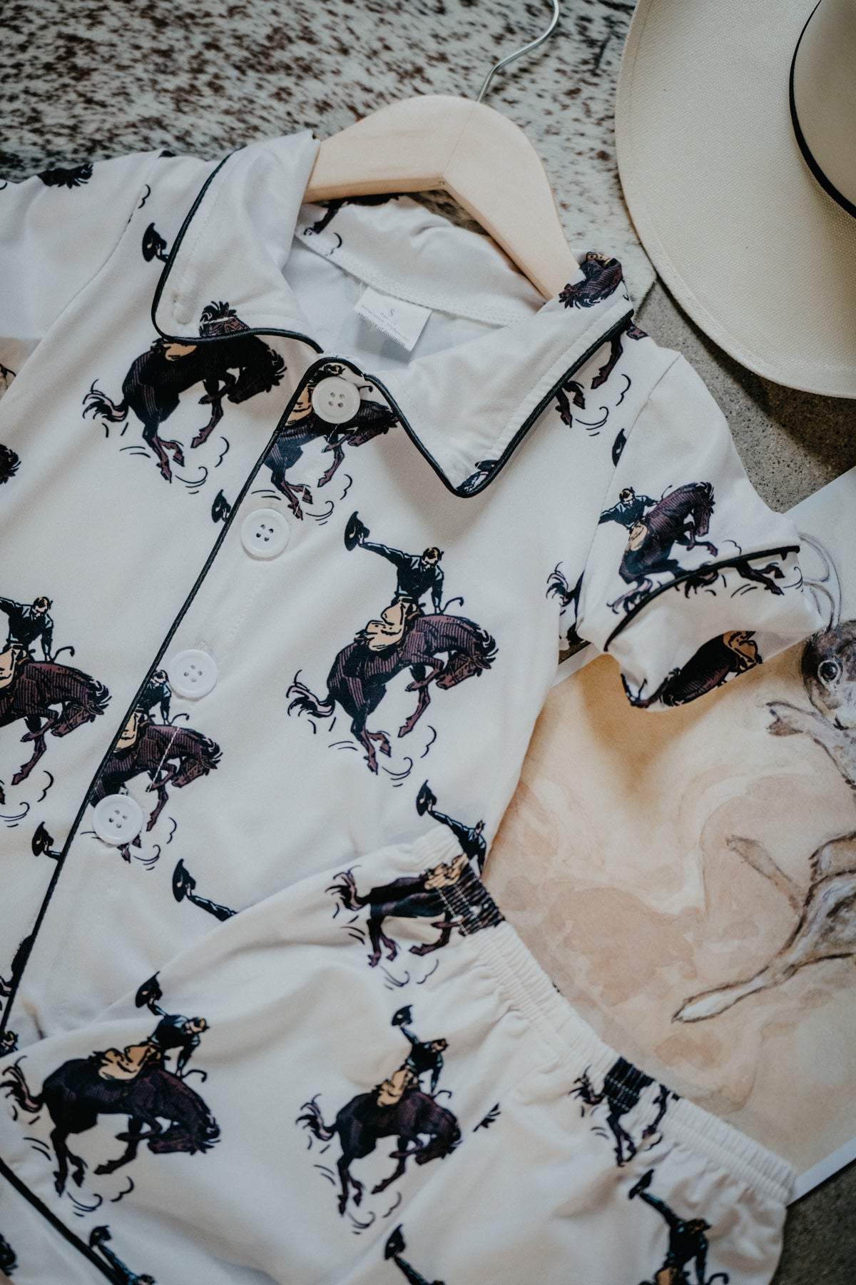 B&W Western Print Short Sleeve & Shorts Pajama Set (12-18M to 10/12)