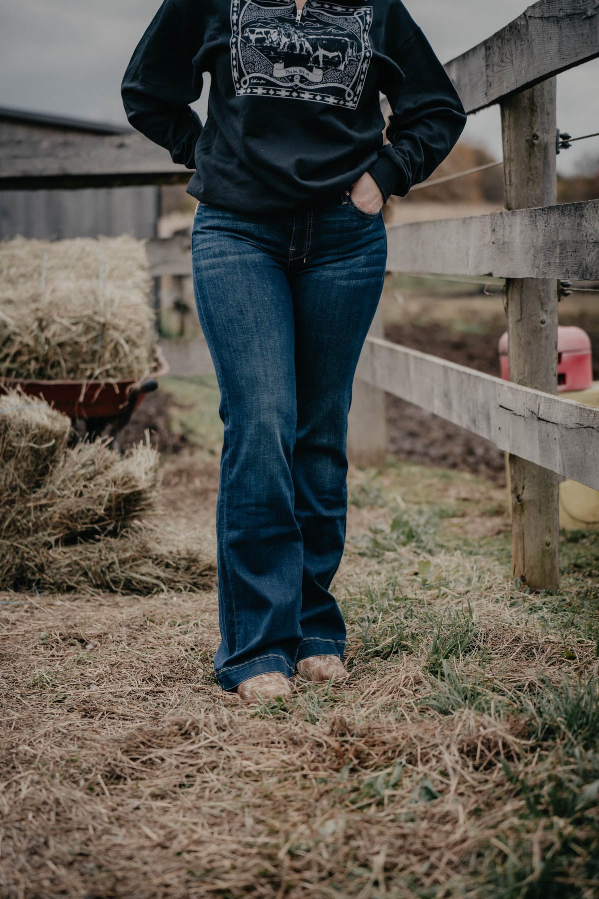 Dark Wash B(air) Dojo Flare Jean with Cuff by 7 For All Mankind (34" Inseam) {Bairfate}