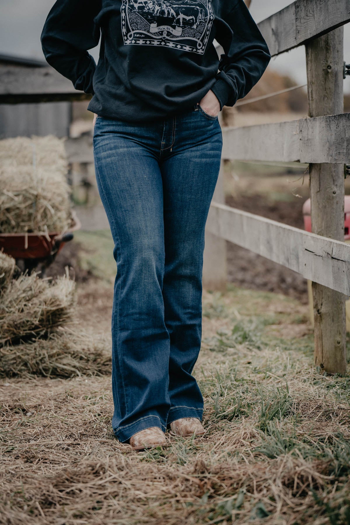 Dark Wash B(air) Dojo Flare Jean with Cuff by 7 For All Mankind (34" Inseam) {Bairfate}