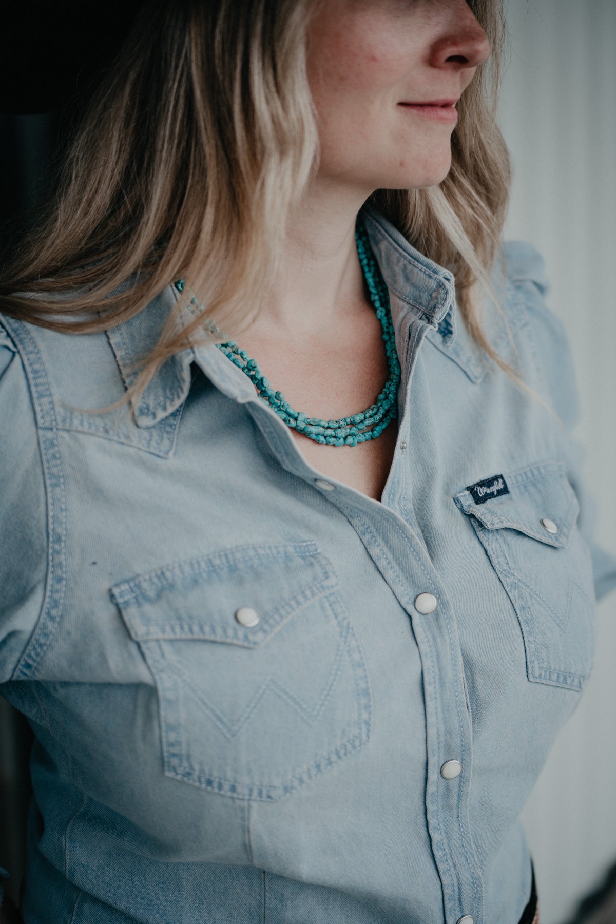 'Alina' Wrangler Women's Chambray Puff Sleeve Pearl Snap (S & M Only)