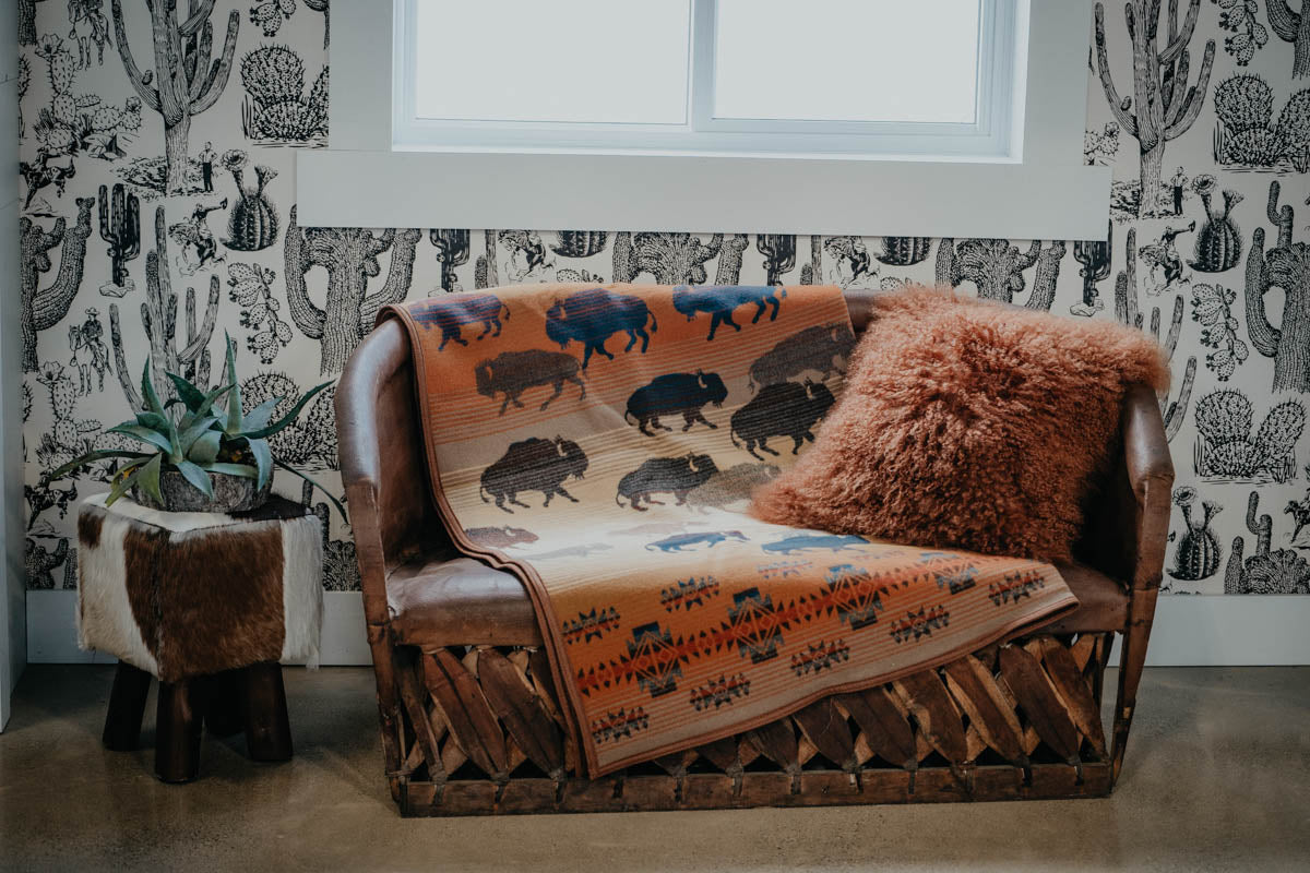 'Prairie Rush Hour' Napped Pendleton Throw Blanket (2 Colours)