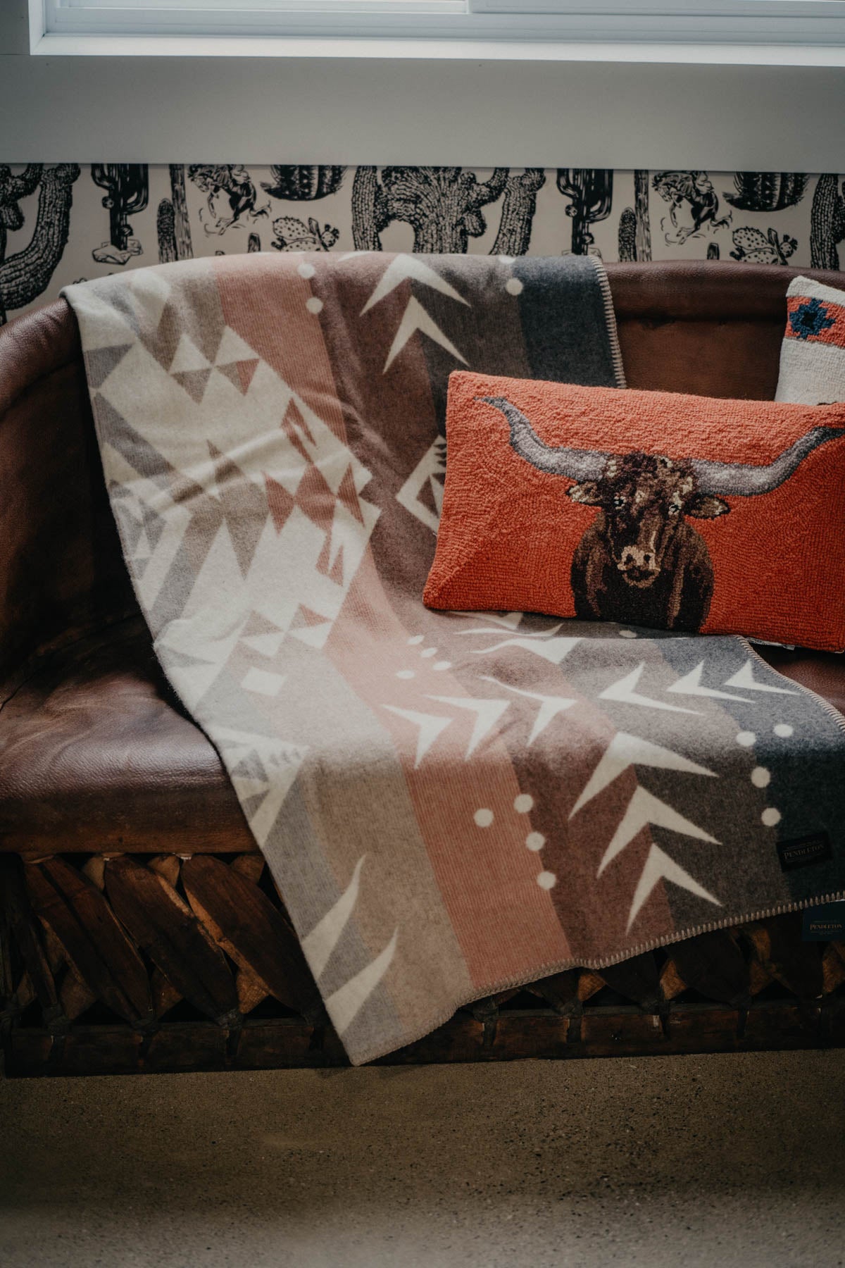 'Agate Beach' Napped Pendleton Throw Blanket