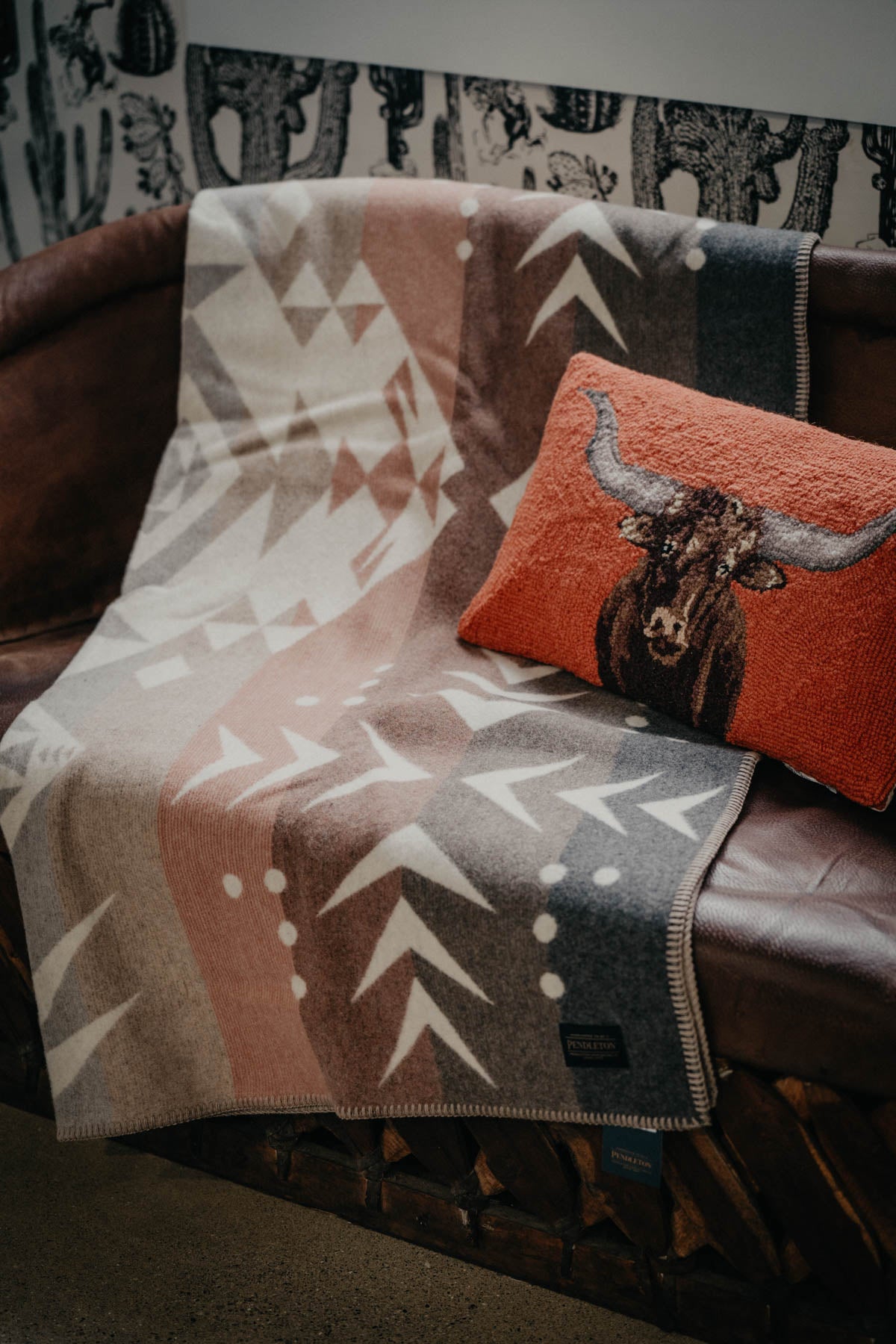 'Agate Beach' Napped Pendleton Throw Blanket