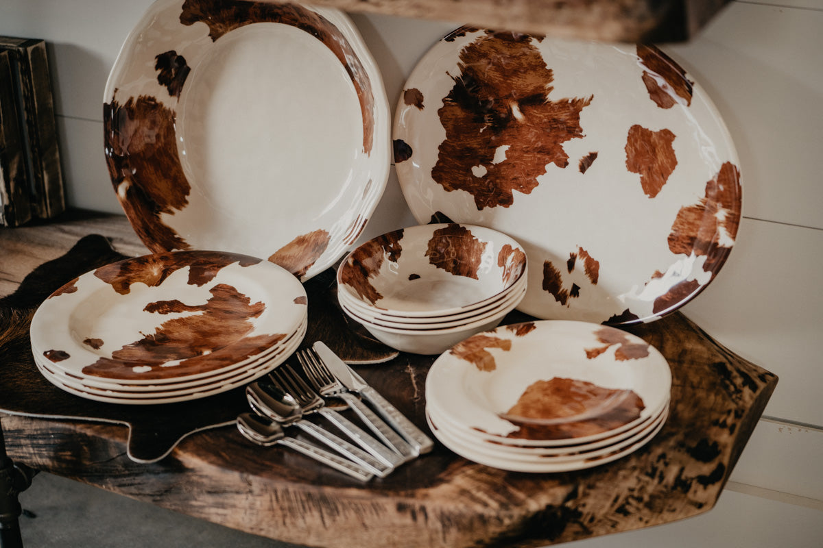 'Cowprint' Melamine 14 PC Dinnerware Set