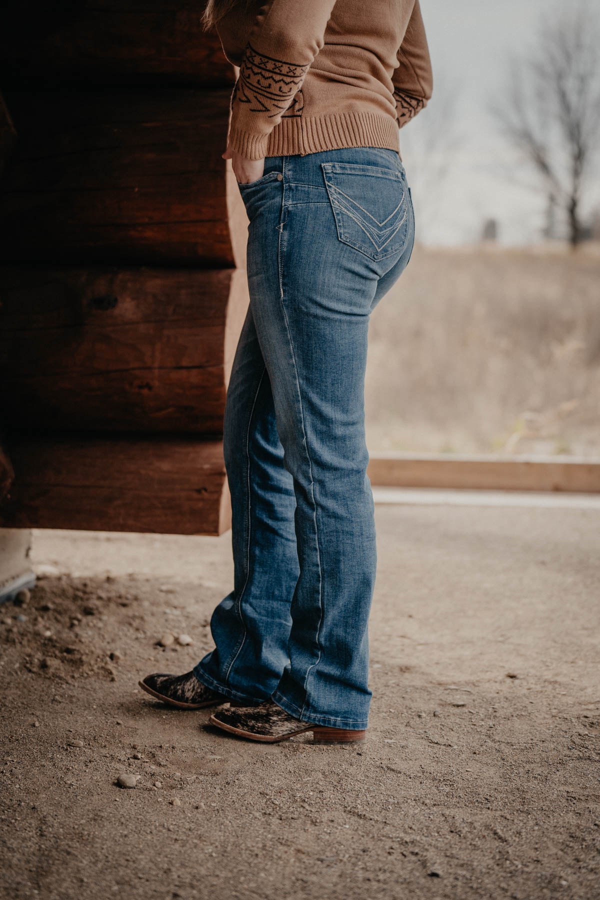 'Minnesota' Perfect Rise Straight Leg Jean by Ariat (25 - 34)