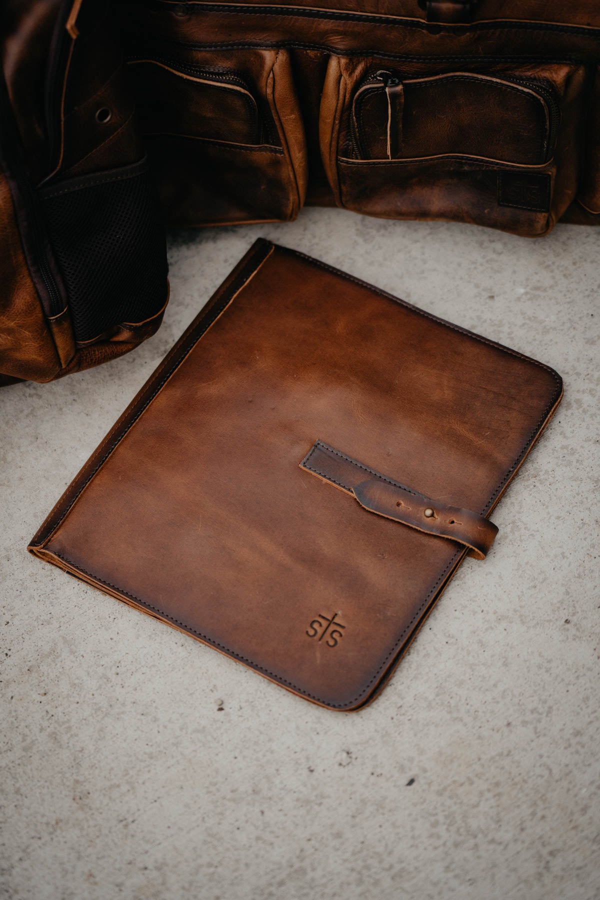 'Tuscan' Rancher Leather Document Folder by STS Ranchwear