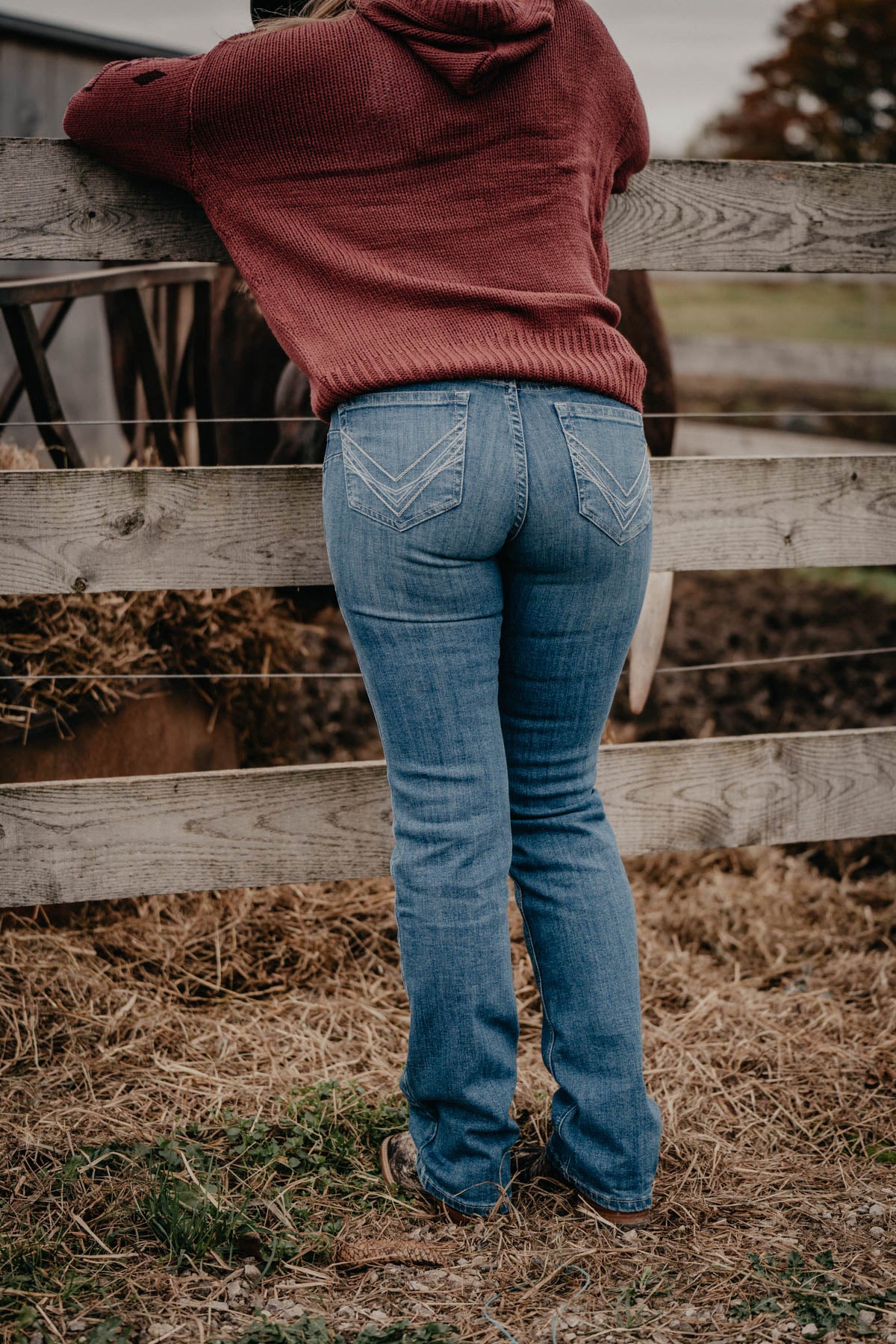 'Minnesota' Perfect Rise Straight Leg Jean by Ariat (25 - 34)