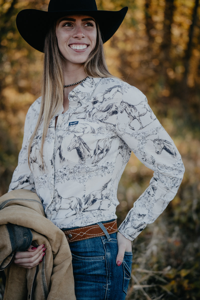 'Tina' Women's Wrangler Cream & Tan Horse Printed Pearl Snap (S-XXL)