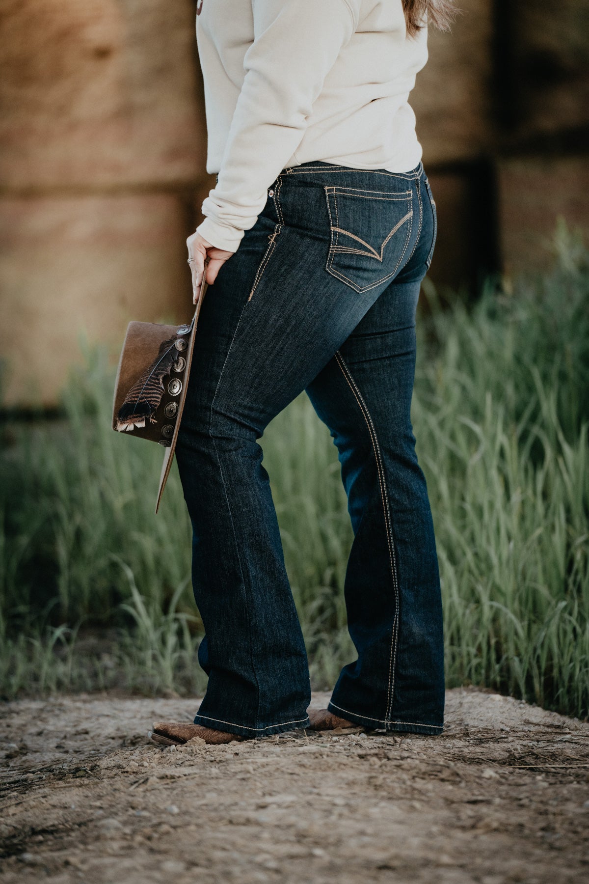 'Nashville' Mid Rise Arrow Fit Bootcut Jean by Ariat