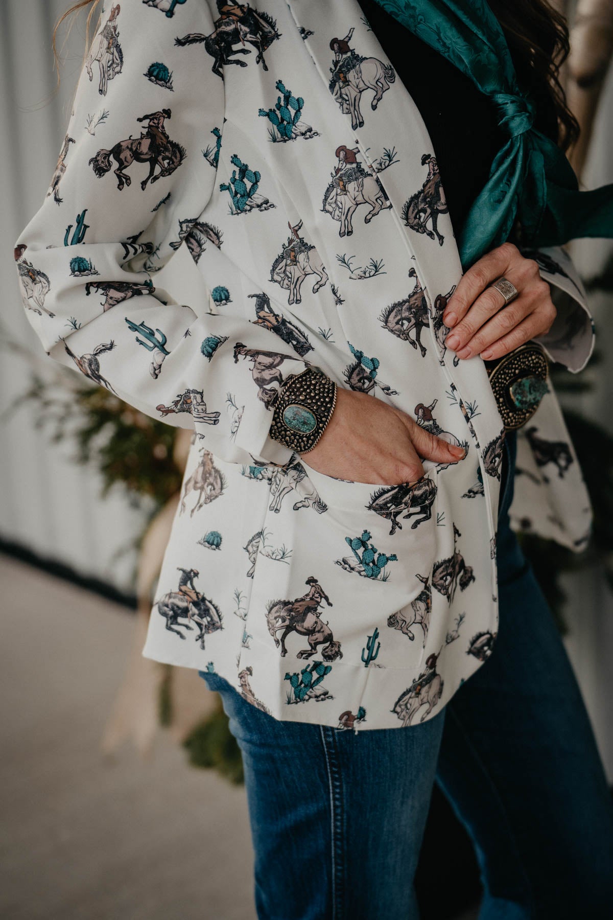'Cheyenne' Bronc & Cactus Open Front Blazer (S - XL)