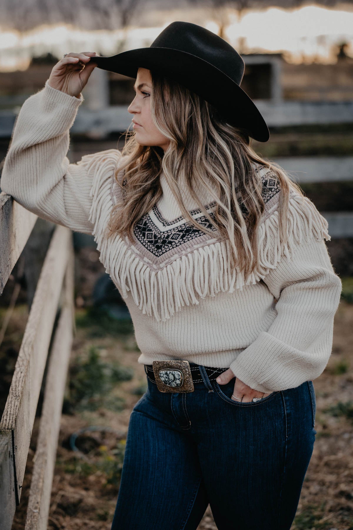 'North Face' Fringe Knit Sweater (S - XL)