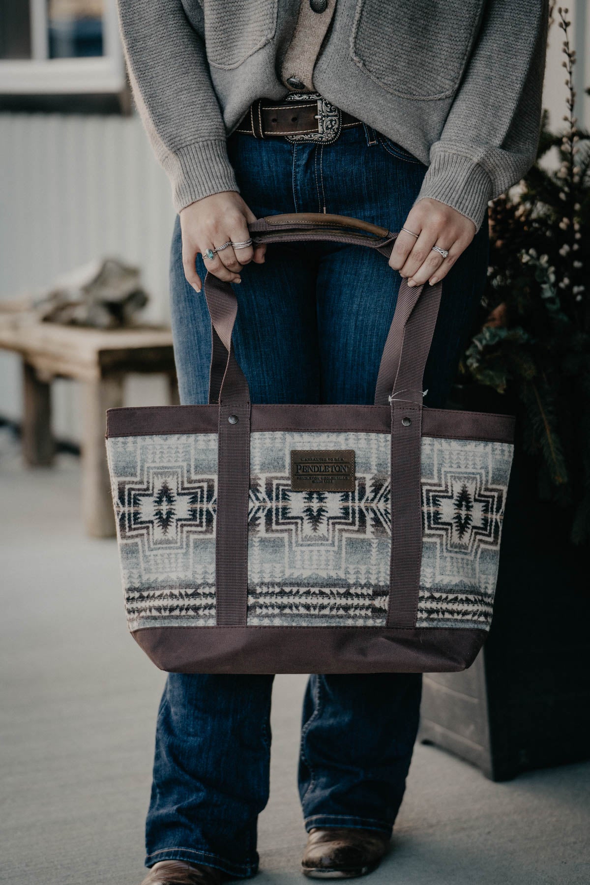Pendleton {Harding Grey Star} Zippered Tote Bag
