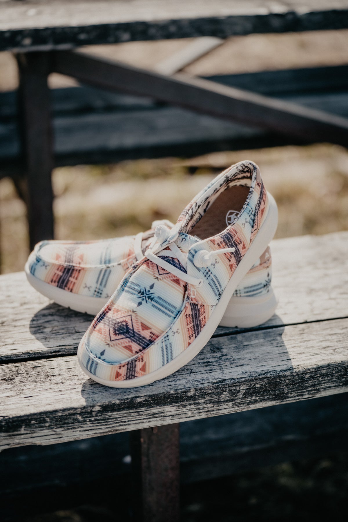 'Southwestern Sunset' Women's Ariat Casual Hilo Shoes (6-11)