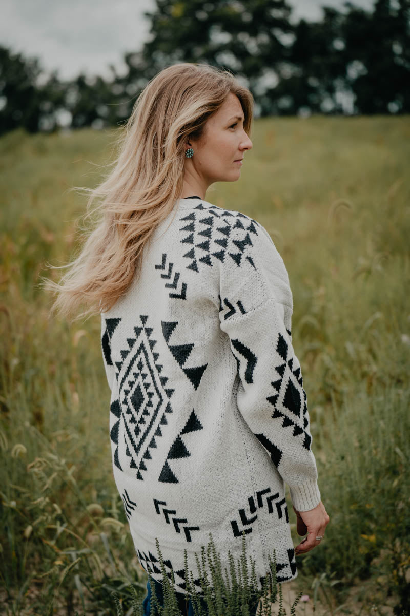 'Whitehorse' Ivory Aztec Cardigan (S-3X)