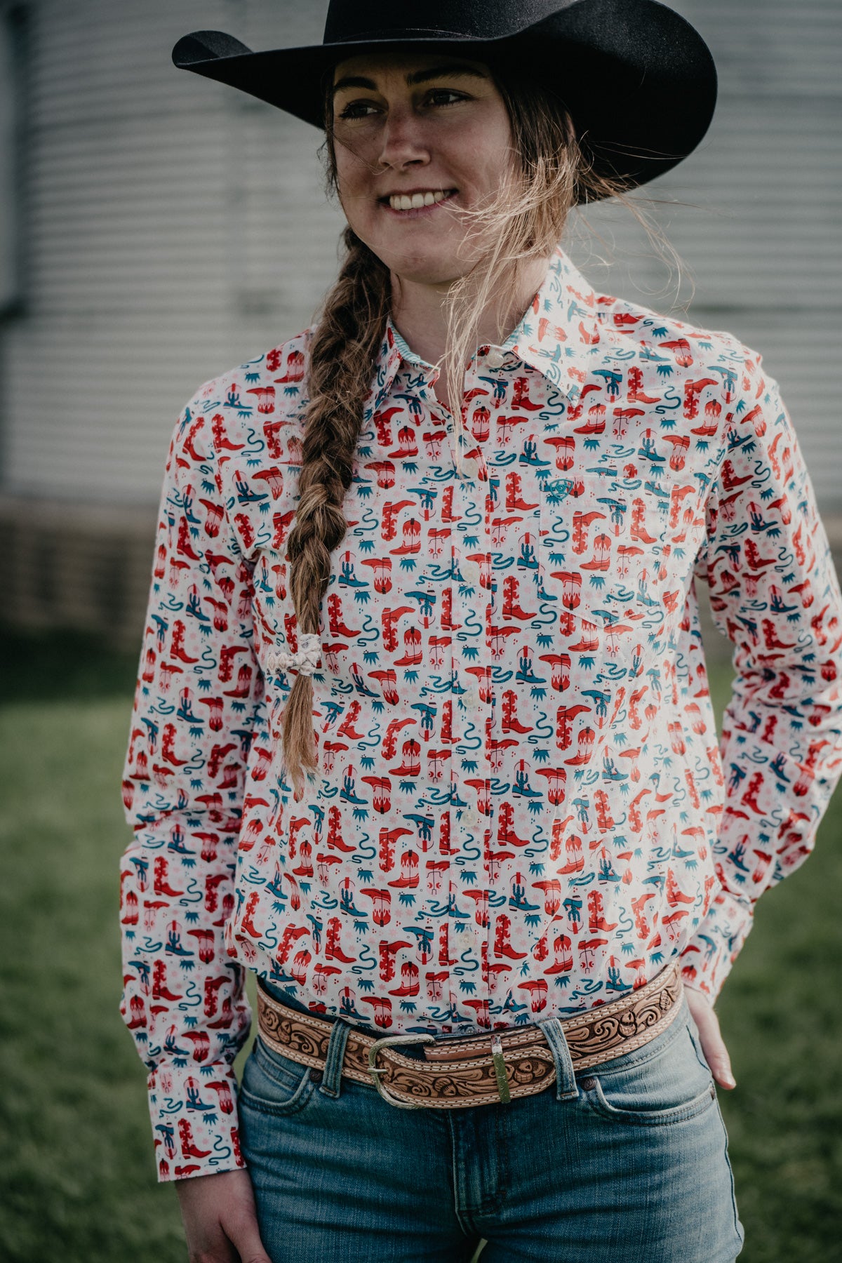 'Blazin' Boots' Women's Ariat Printed Kirby Shirt (XS - XXL)