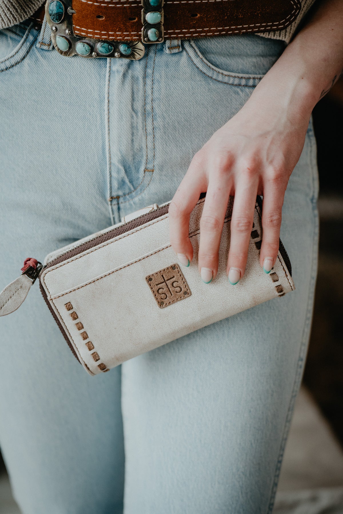 'Cremello' Chelsea Wallet by STS Ranchwear