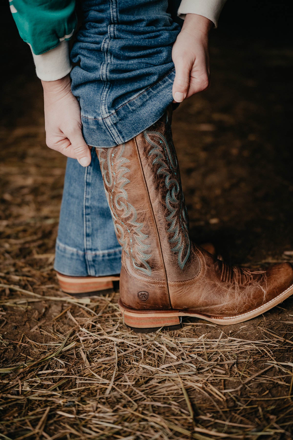 Ariat Futurity Boon Western Boot - Pecan Brown (Sizes 6-12 B Widths Only)