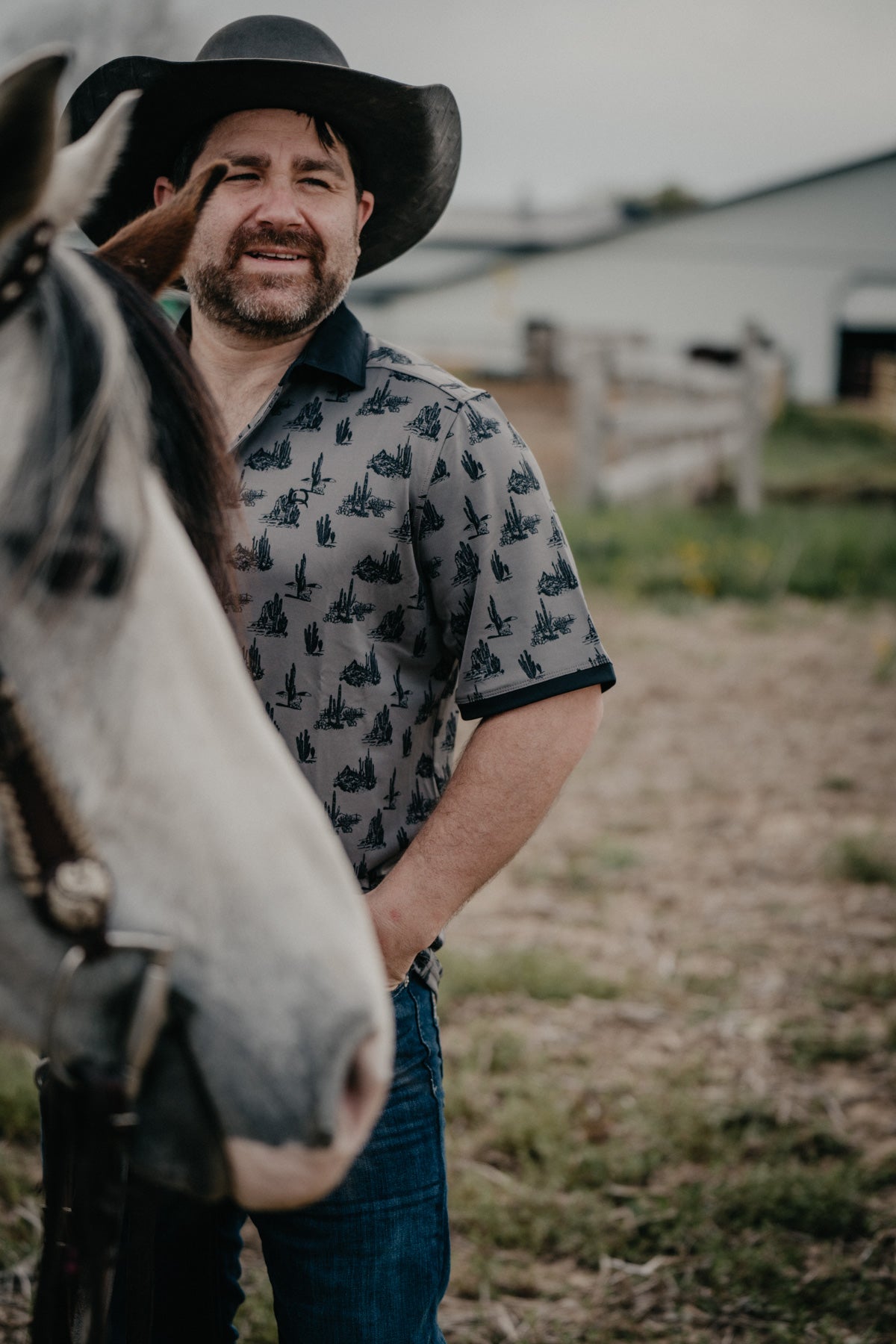 CINCH Men's Grey Desert Print Arenaflex Polo