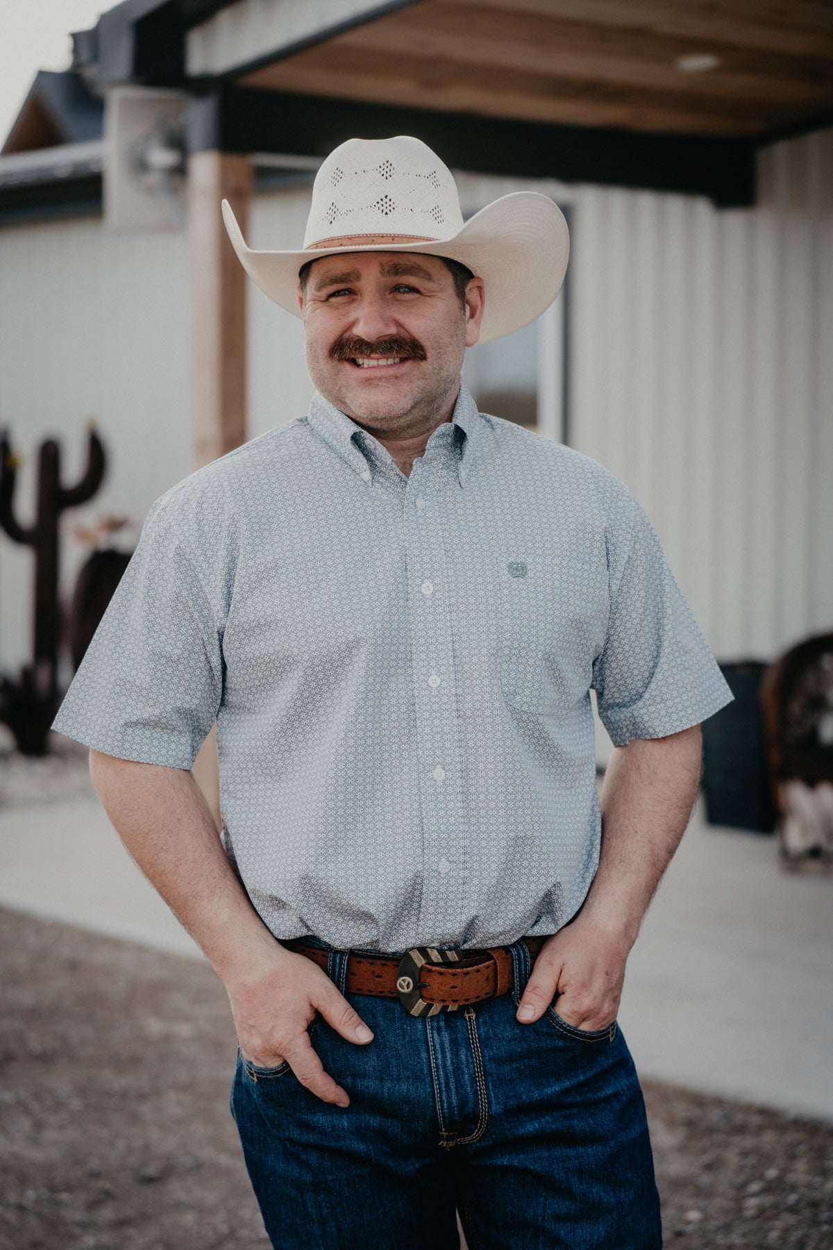 'Eddie' Short Sleeve CINCH Classic Fit Button Up (S-XXL)