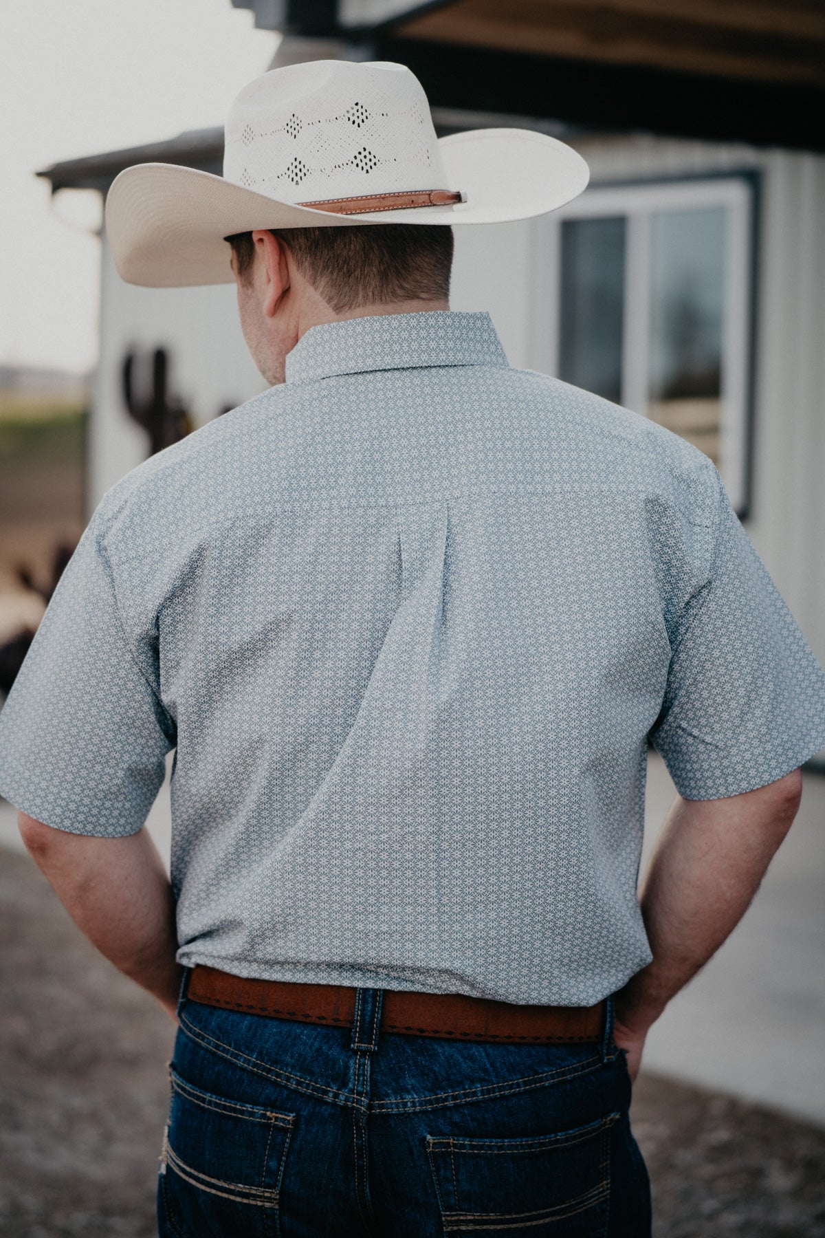'Eddie' Short Sleeve CINCH Classic Fit Button Up (S-XXL)