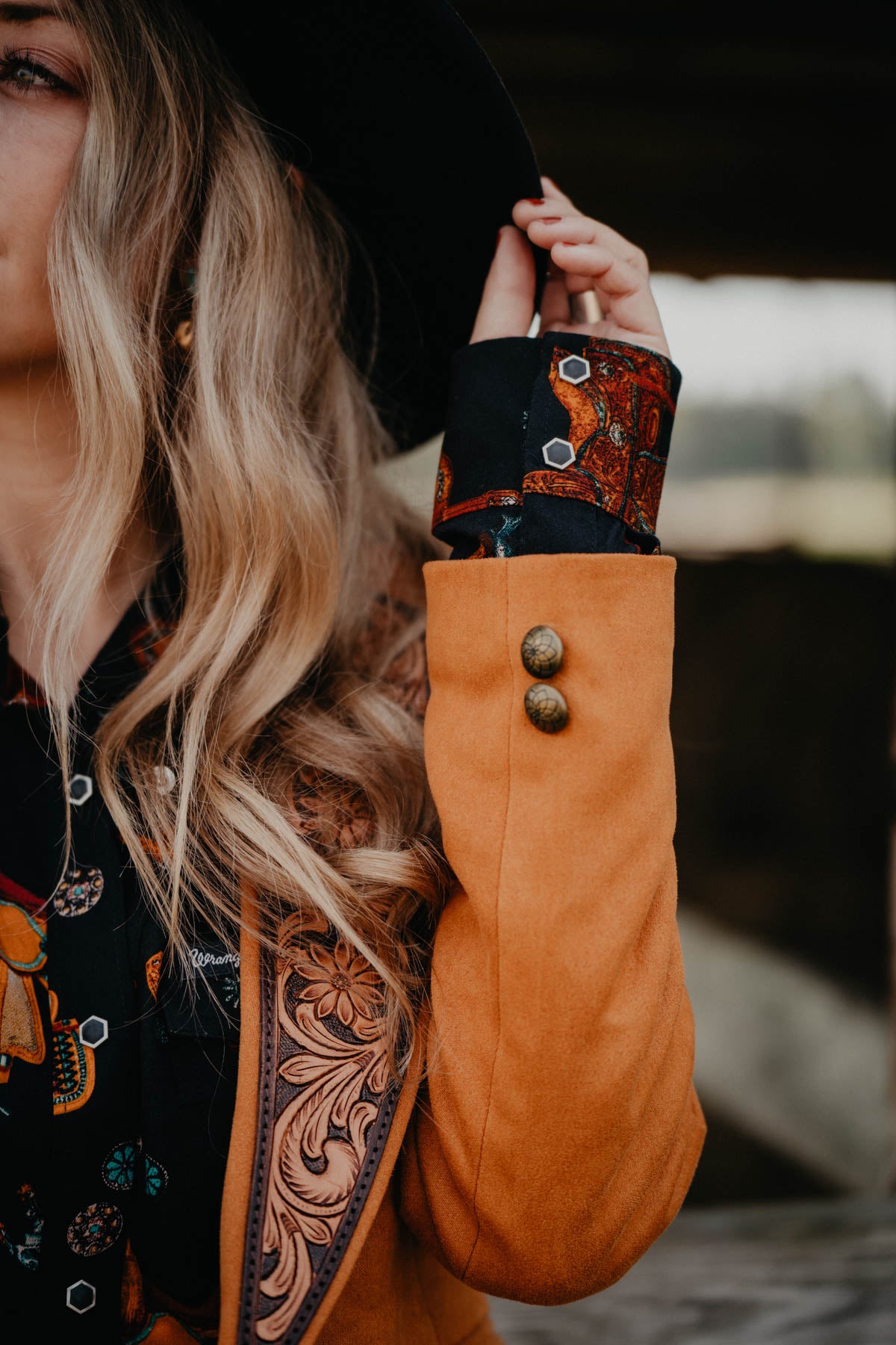 'Cimarron' Blazer with Tooled Leather Lapel (S - XL)
