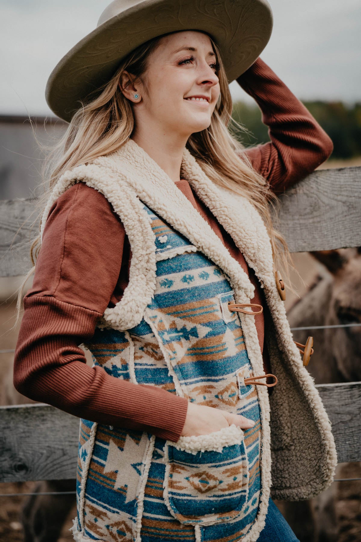'Adelaide' Sherpa Blue & Ivory Vest (S - XXL)