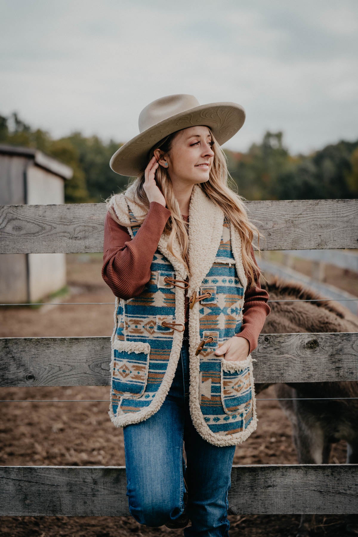 'Adelaide' Sherpa Blue & Ivory Vest (S - XXL)
