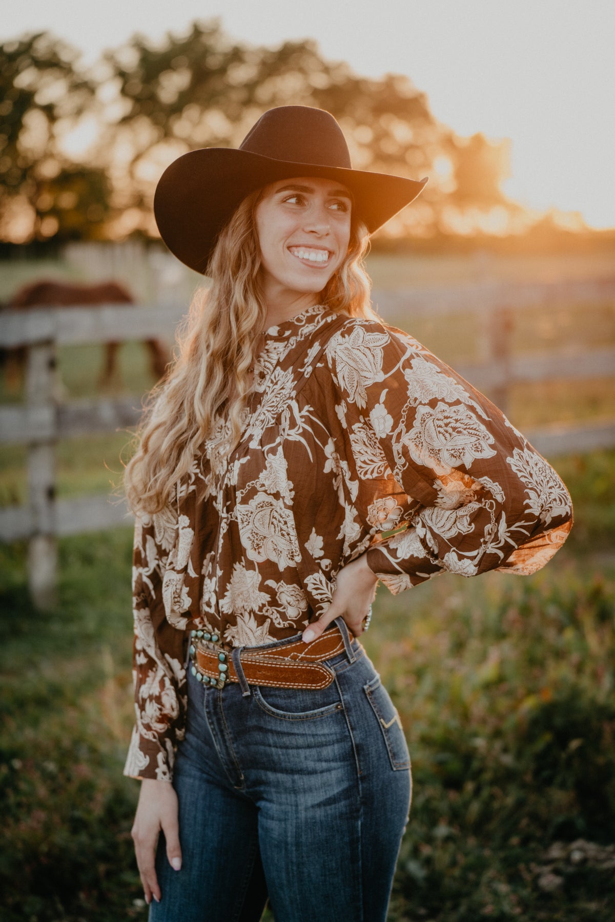 'Oaklynn' Brown Floral Blouse (S-L)