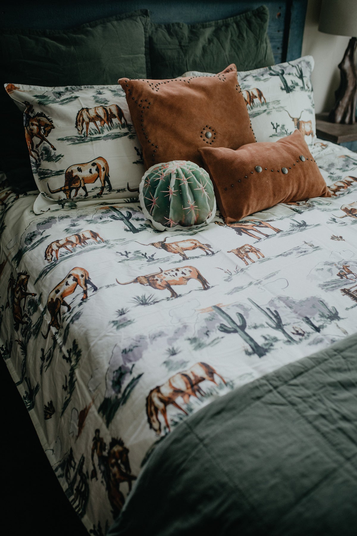 "Ranch Life in Colour' Duvet Cover Set (Queen, King)