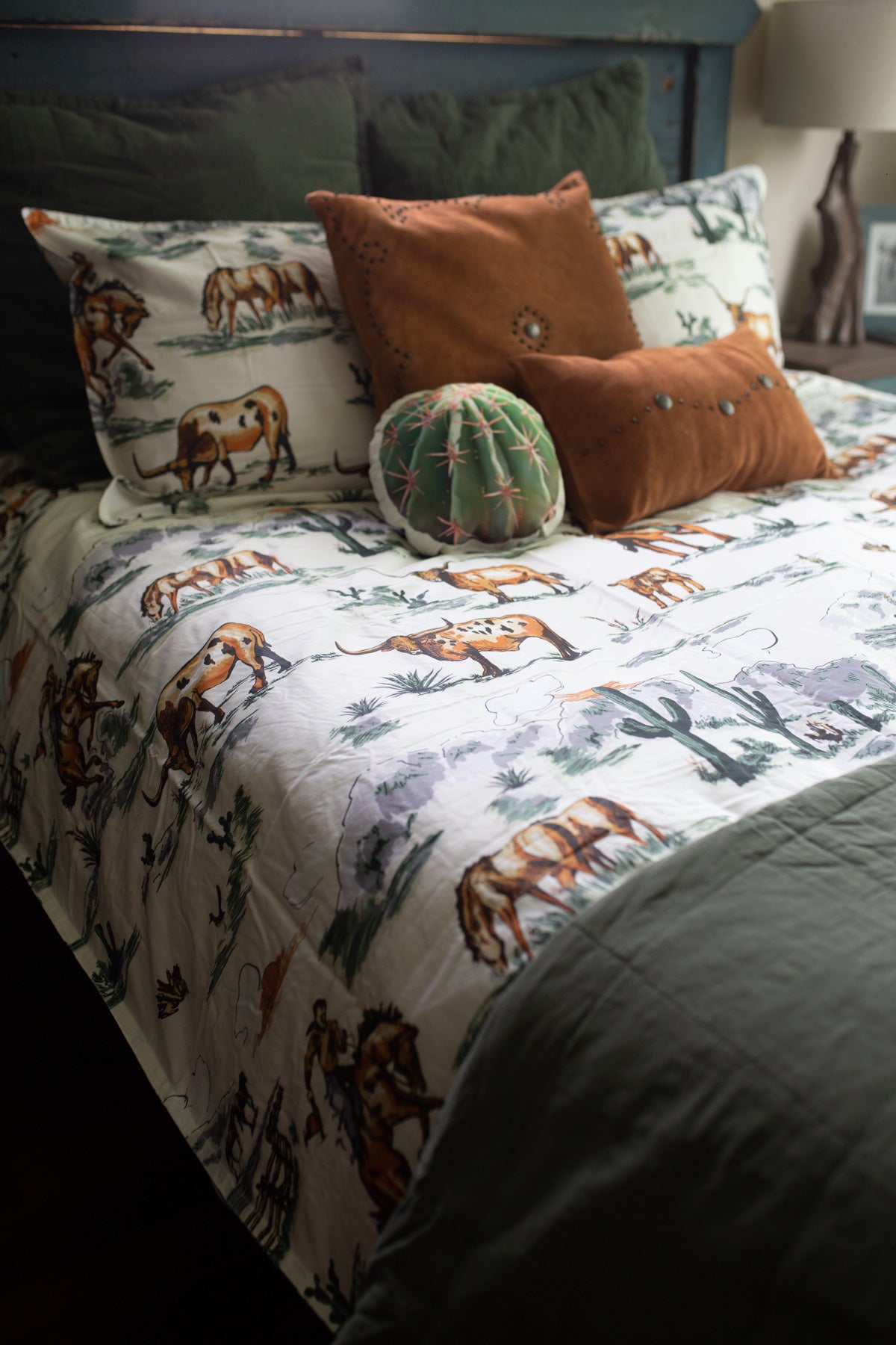 "Ranch Life in Colour' Duvet Cover Set (Queen, King)
