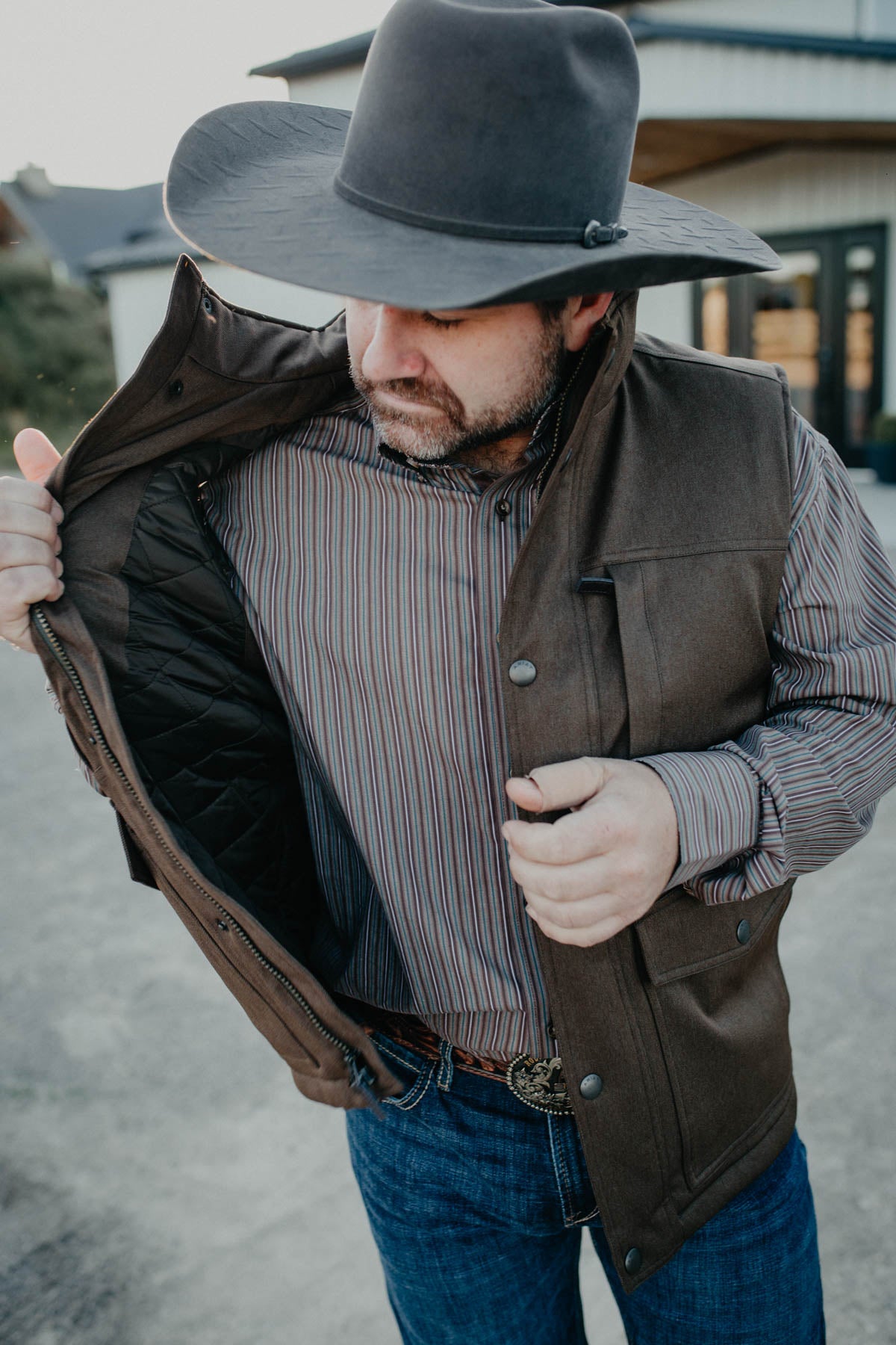 'Abilene' Men's Ariat Brown Vest (S-L)