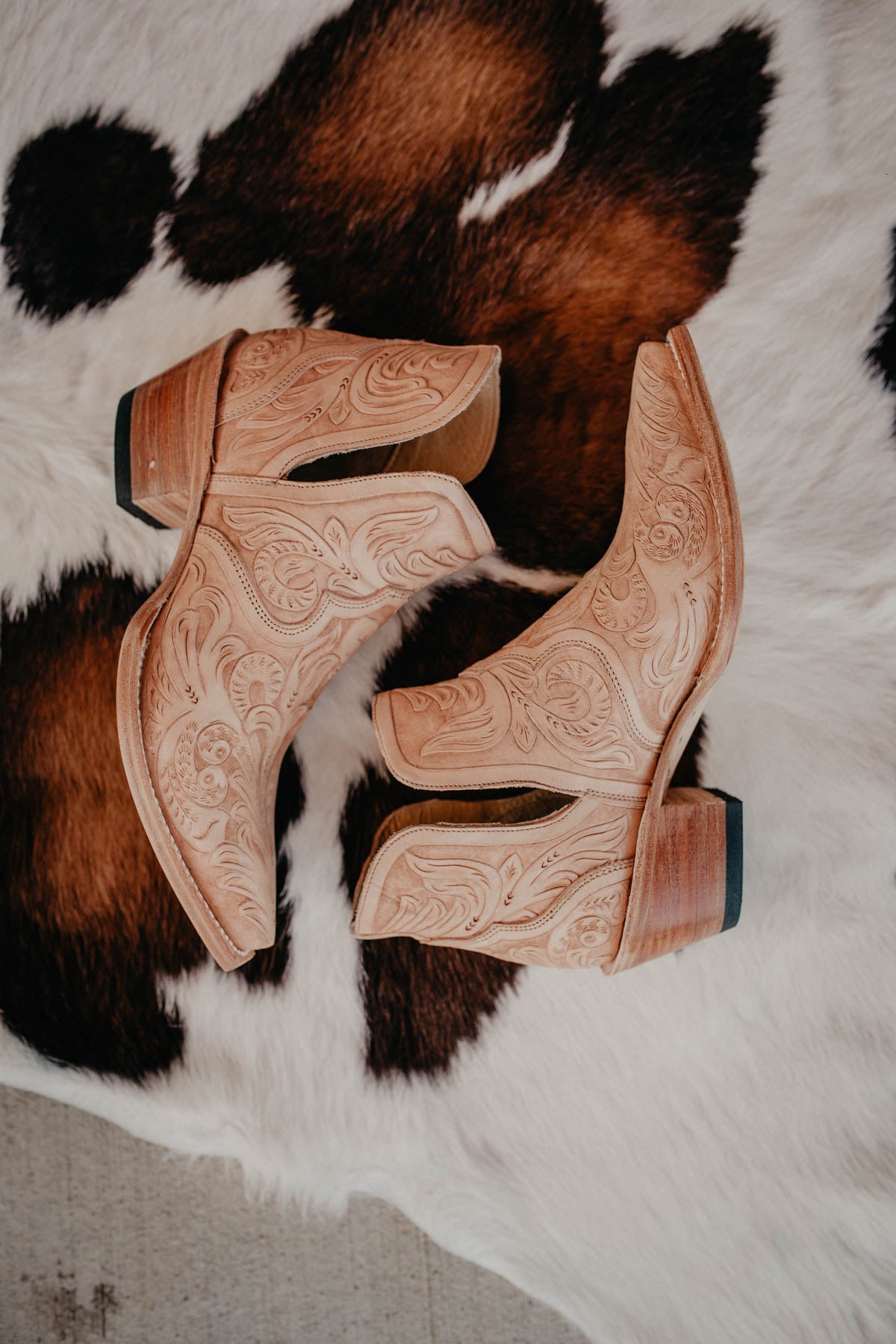 'Aviana' Stetson Fully Tooled Leather Snip Toe Ankle Booties (6 - 11)