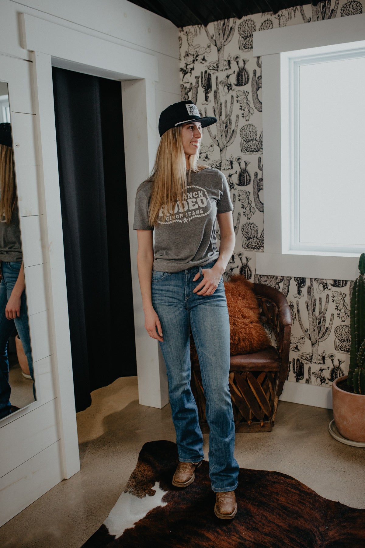 'Shorty's Ranch Rodeo' Unisex CINCH Grey T Shirt (L-XXL)