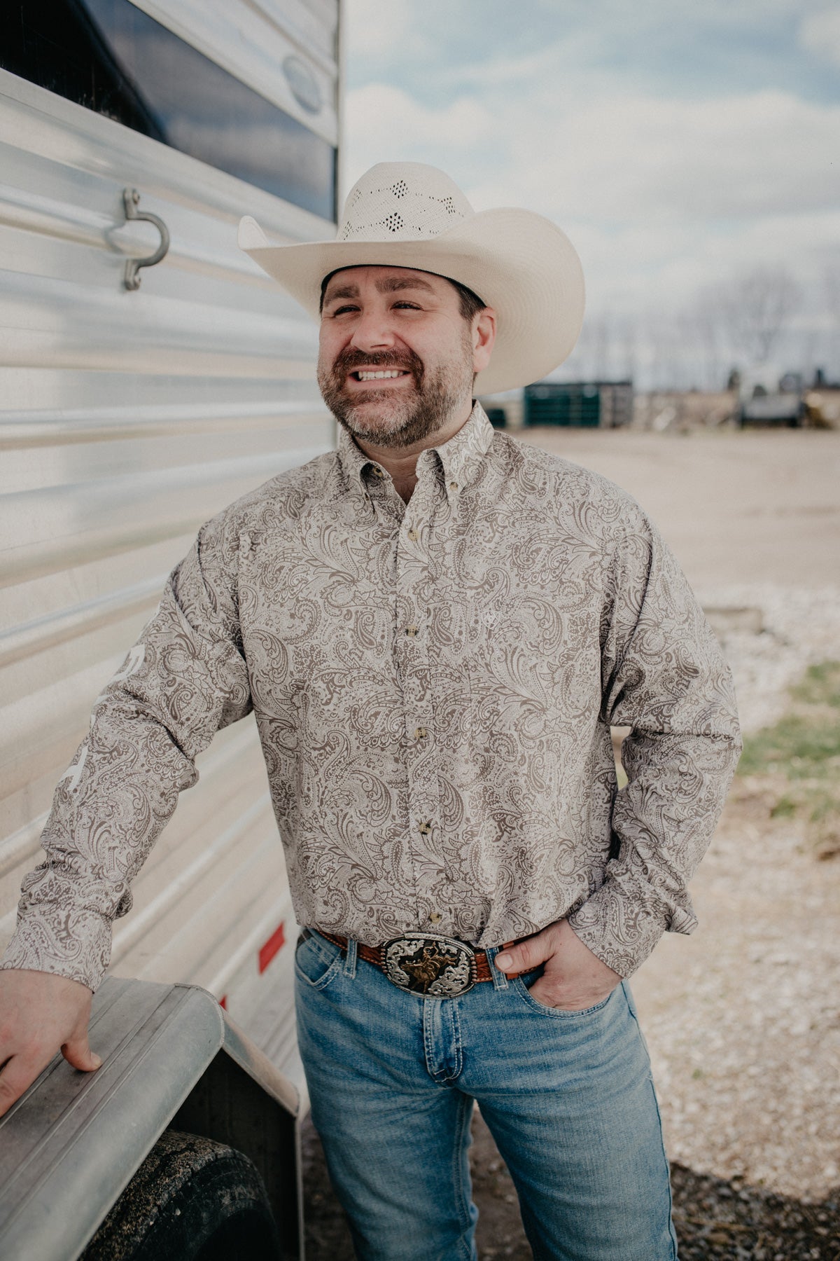 'Kason' Clay and White Paisley Ariat Men's Team Fit Button Down (S-XXL)