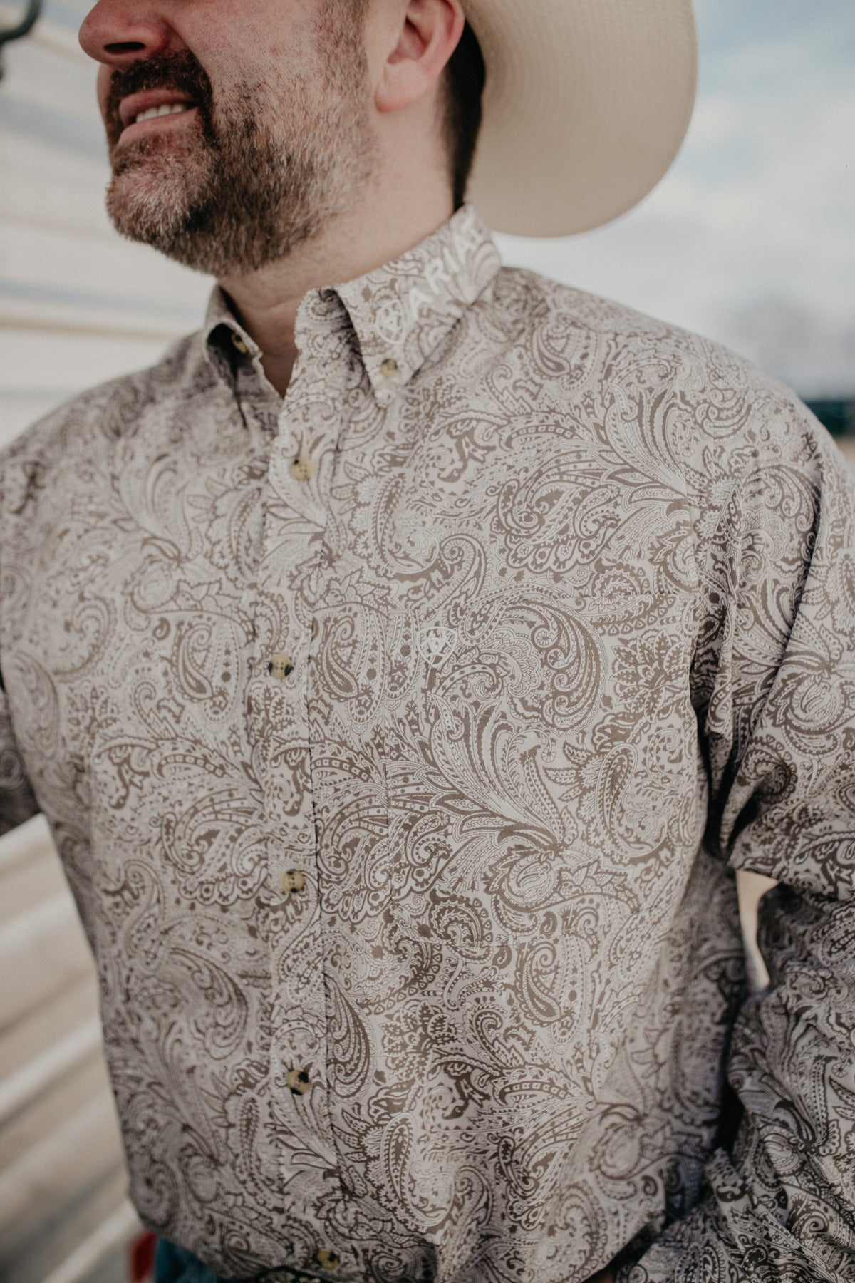 'Kason' Clay and White Paisley Ariat Men's Team Fit Button Down (S-XXL)