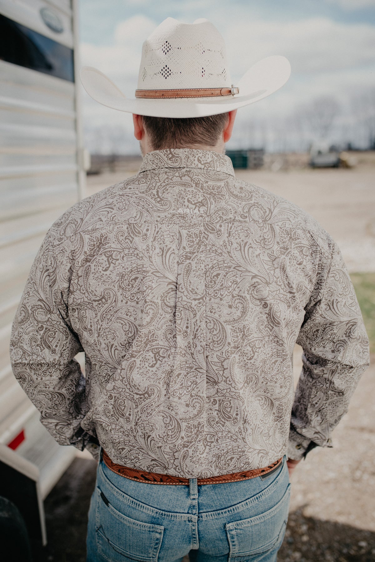 'Kason' Clay and White Paisley Ariat Men's Team Fit Button Down (S-XXL)