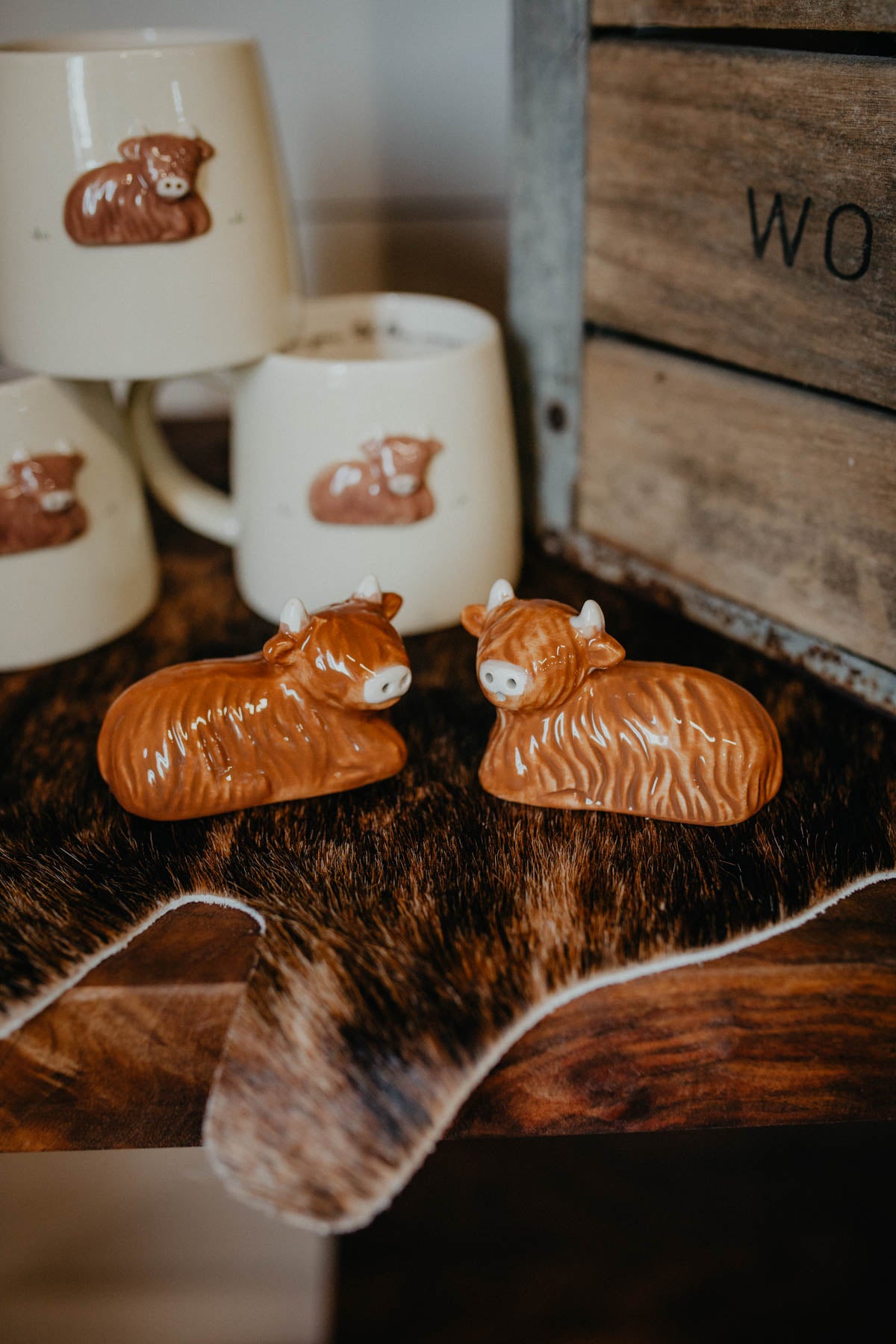 Highland Ceramic Salt & Pepper Shaker Set