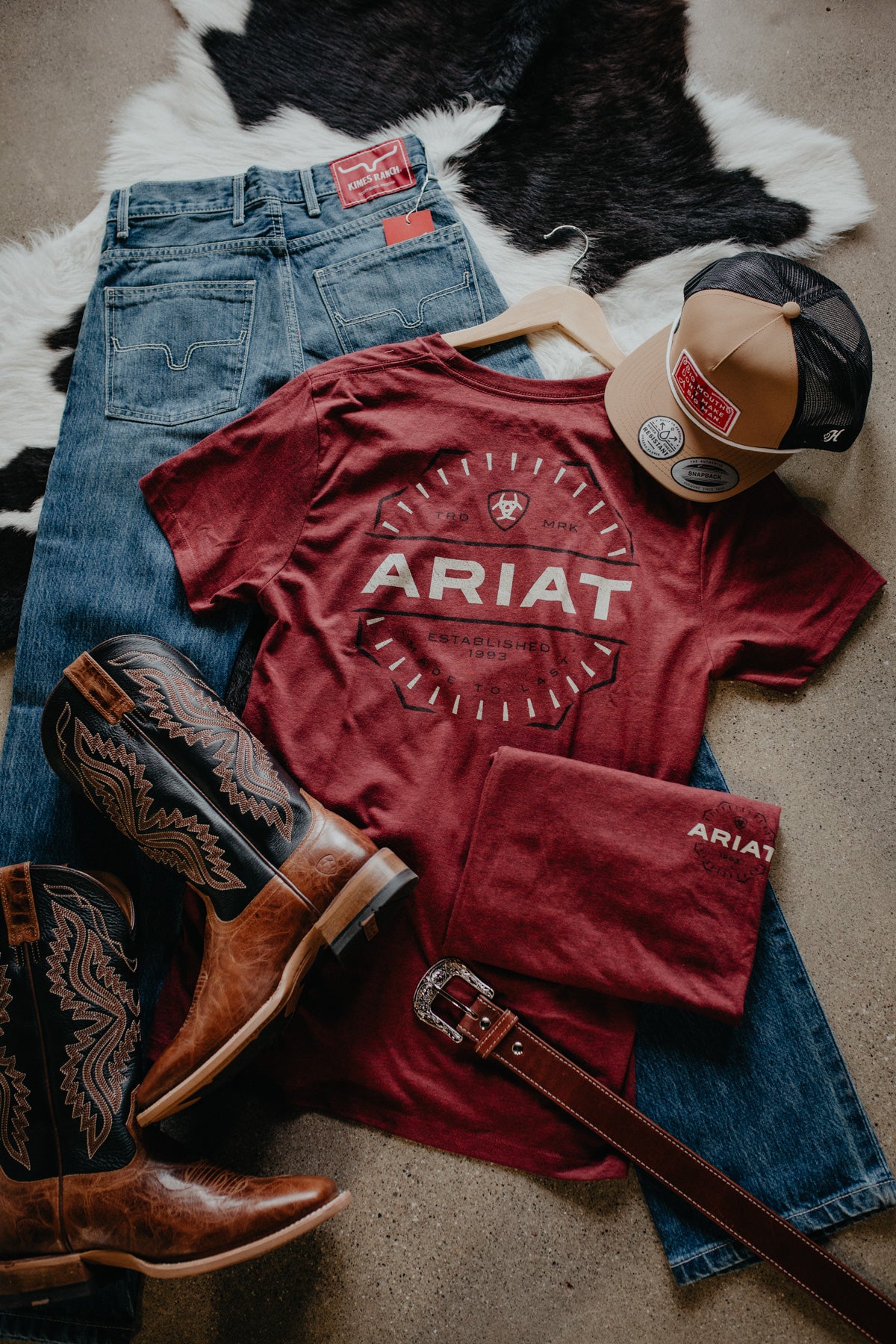 'Easton' Mens Ariat Explorer Classic T-Shirt