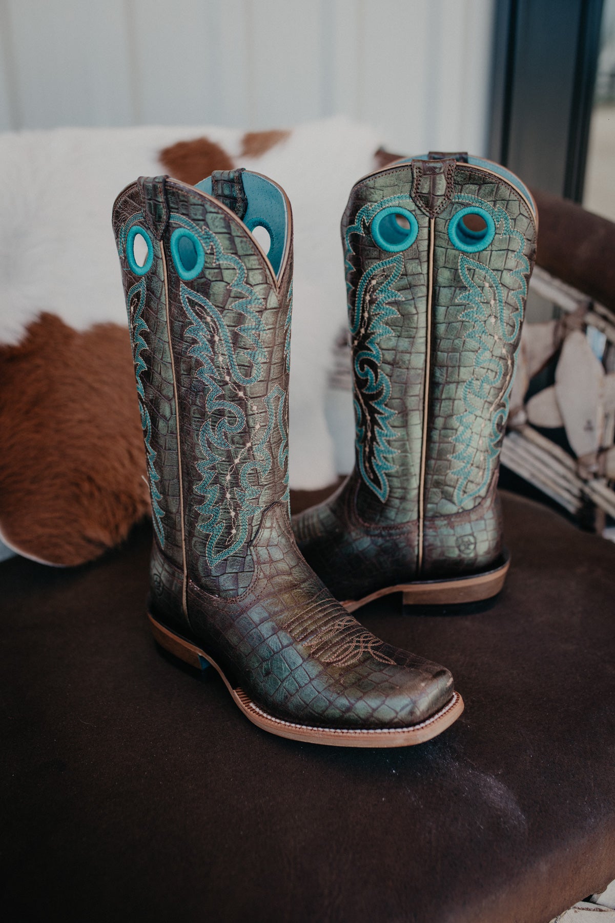 Ariat Futurity Boon Cowboy Boot with Embossed Croc Design & Teal Stitching (6-10)