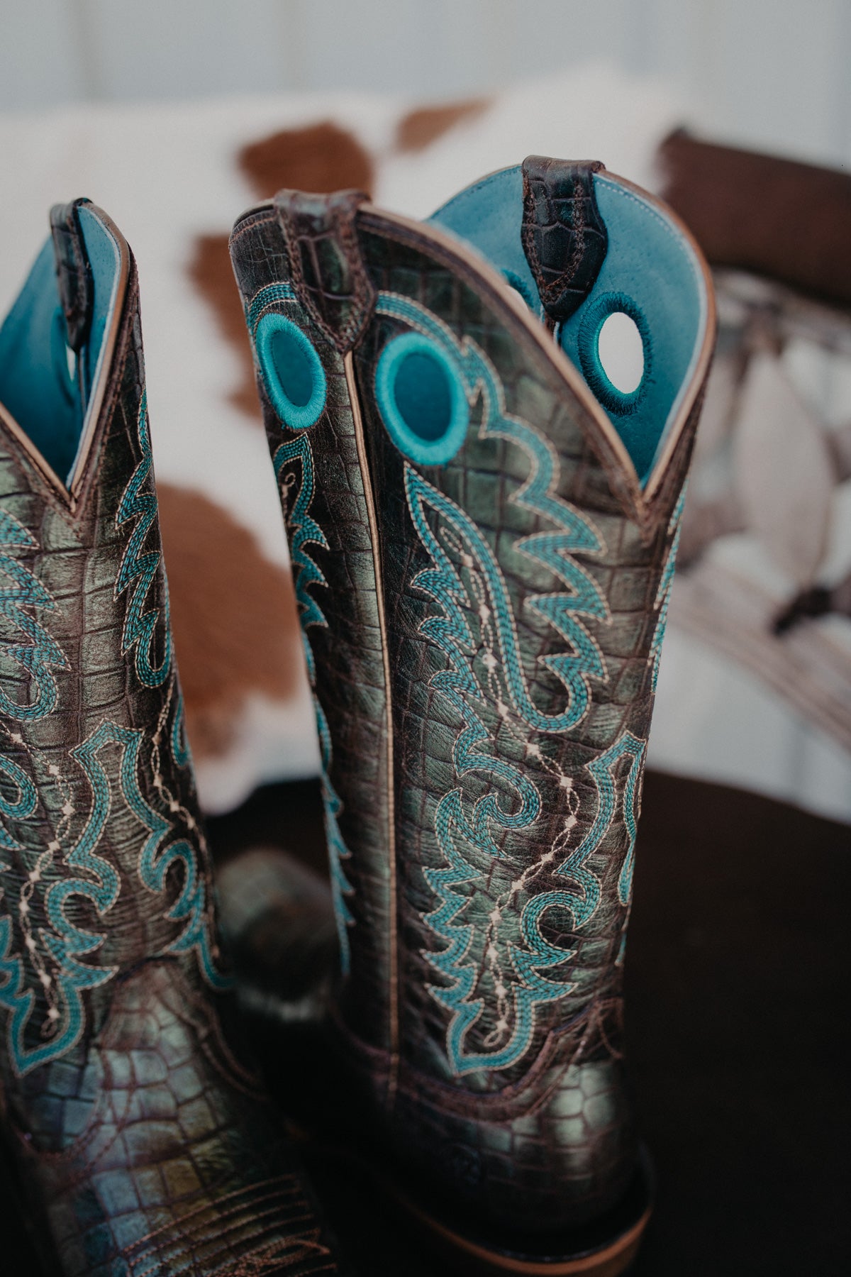 Ariat Futurity Boon Cowboy Boot with Embossed Croc Design & Teal Stitching (6-10)