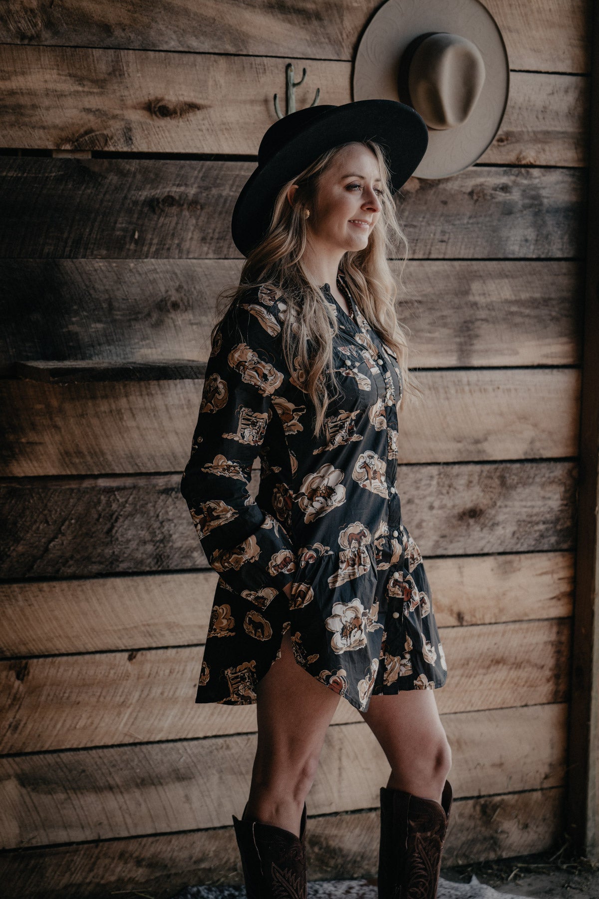 'Four Corners' Black Tunic by Tasha Polizzi (1 M Only)
