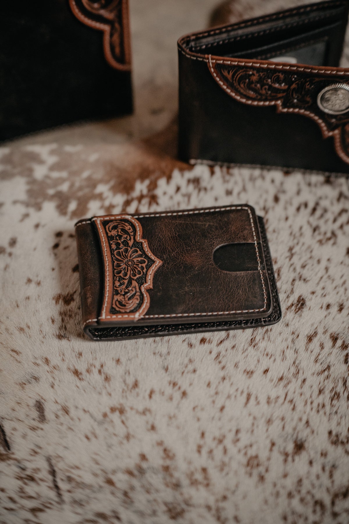 Men's Ariat Leather Tooled Accented Wallet (3 Styles)