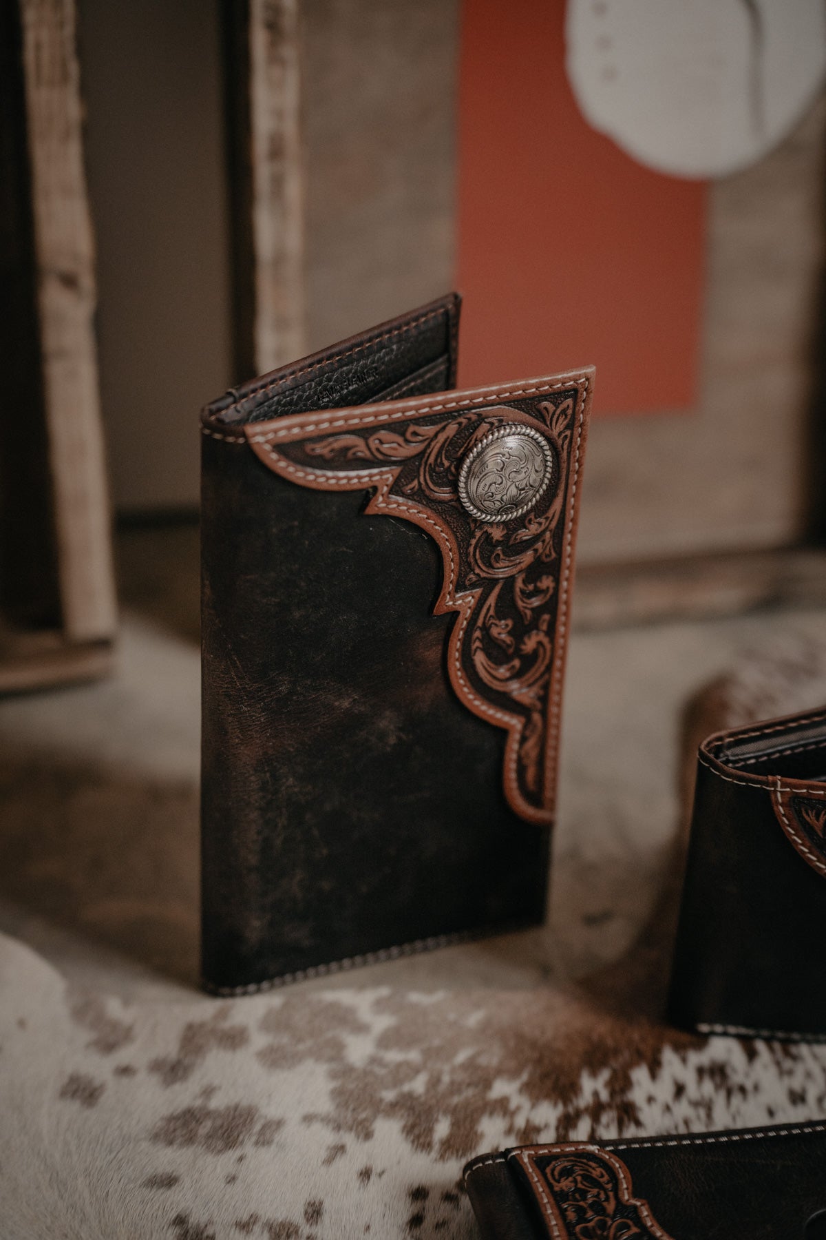 Men's Ariat Leather Tooled Accented Wallet (3 Styles)