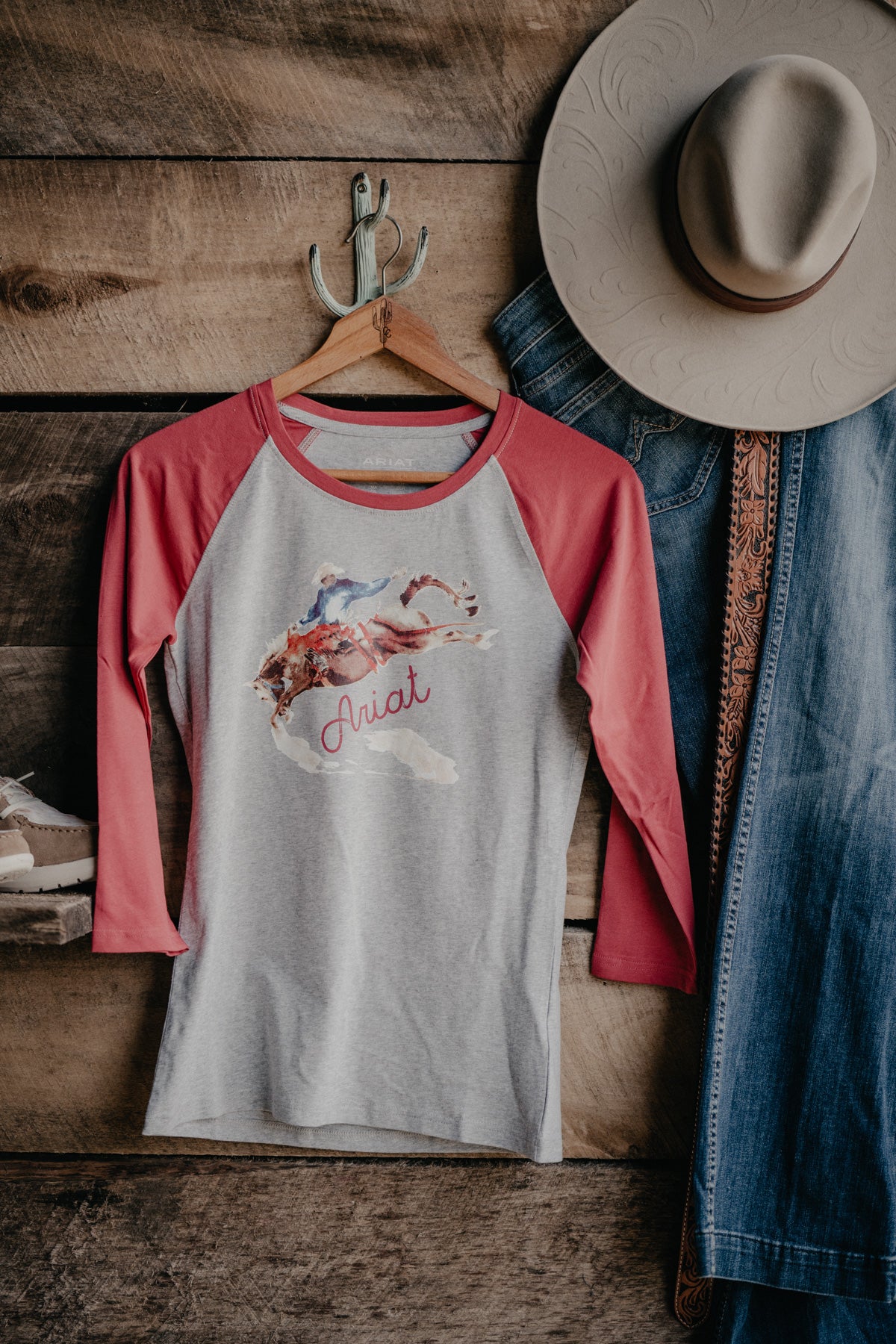 'Painted Dreams' Ariat 3/4 Sleeve Grey Baseball T-shirt (XS & XL Only)
